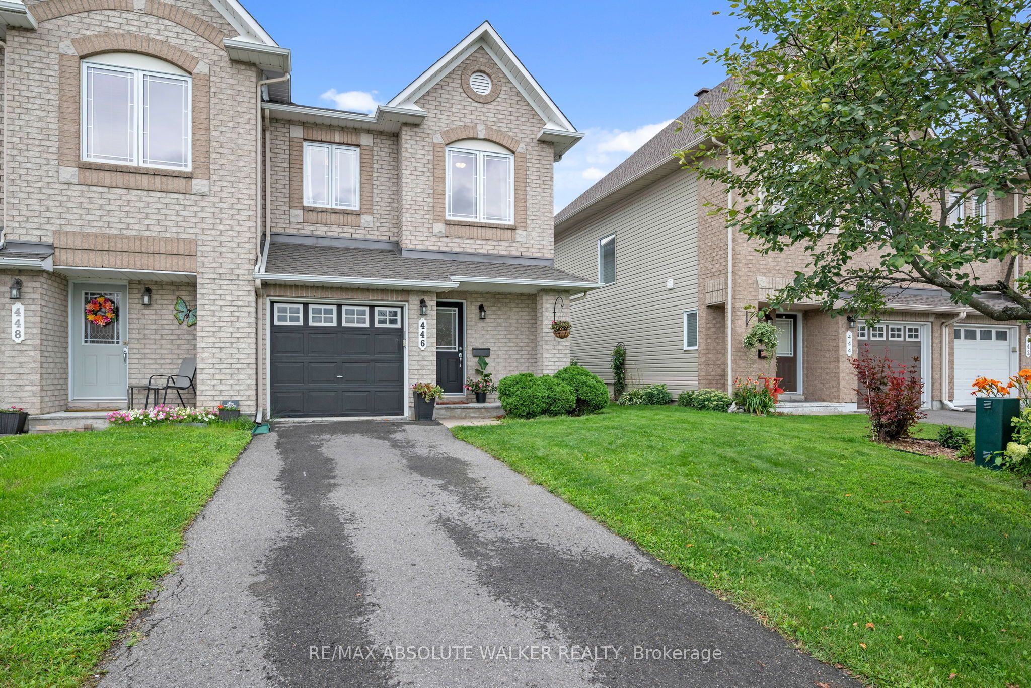 446 Goldenbrook Way Property Photo 6