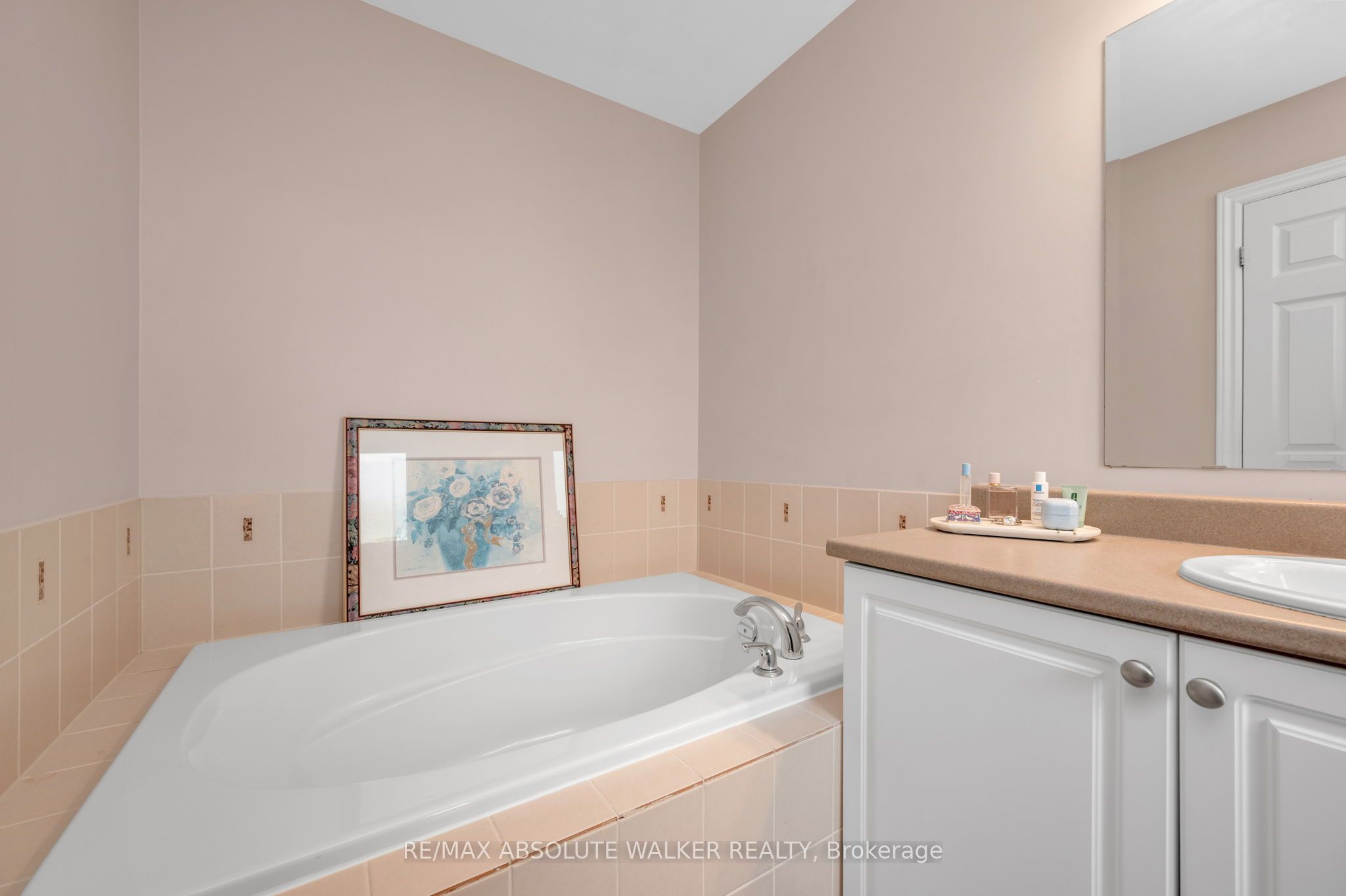 446 Goldenbrook Way Property Photo 32