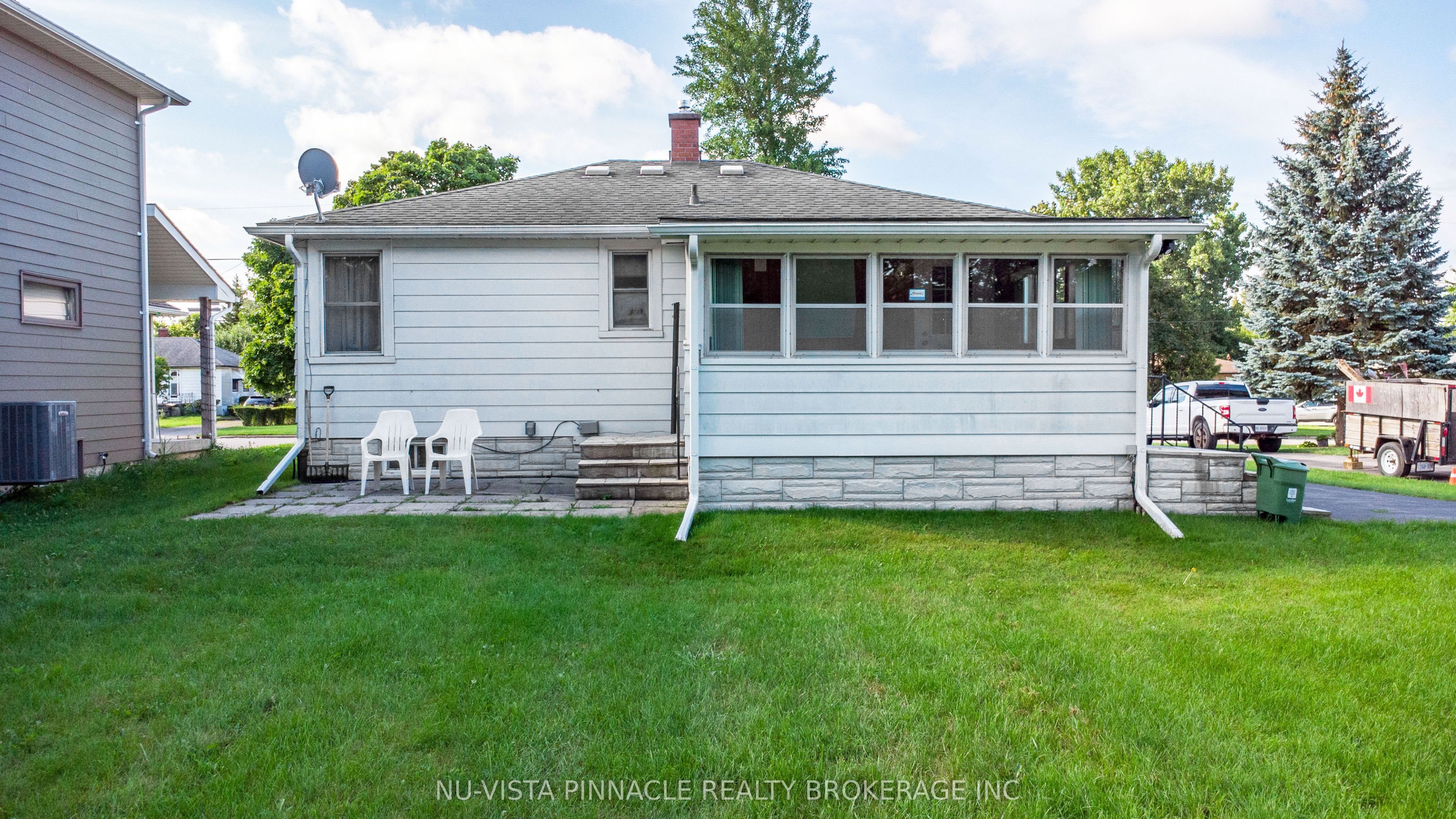 656 Winblest Avenue Property Photo 4