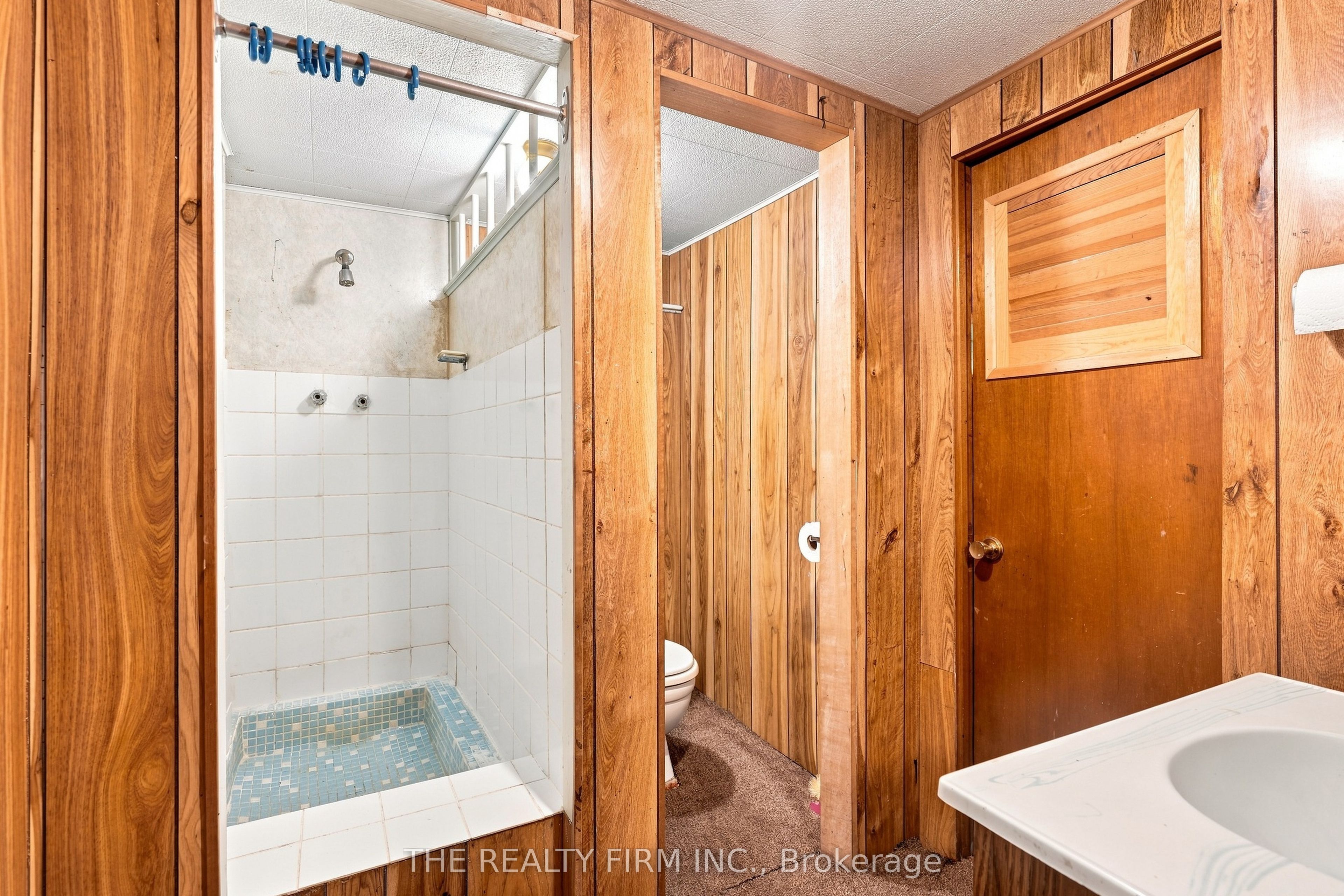 35 Wharncliffe Road S Property Photo 34