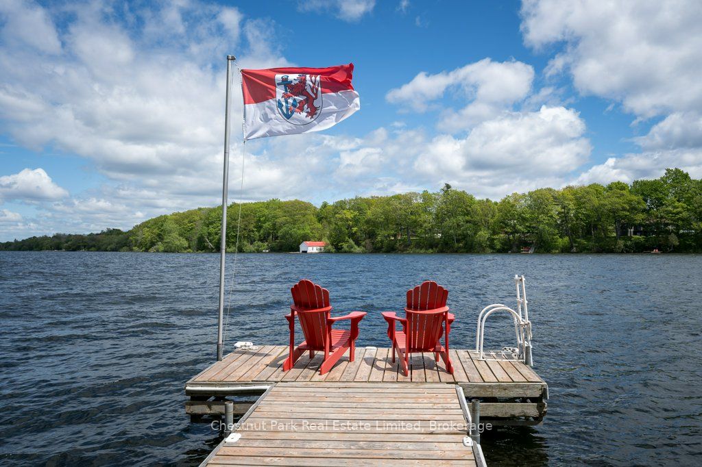 347 Prinyers Cove Crescent Property Photo 2