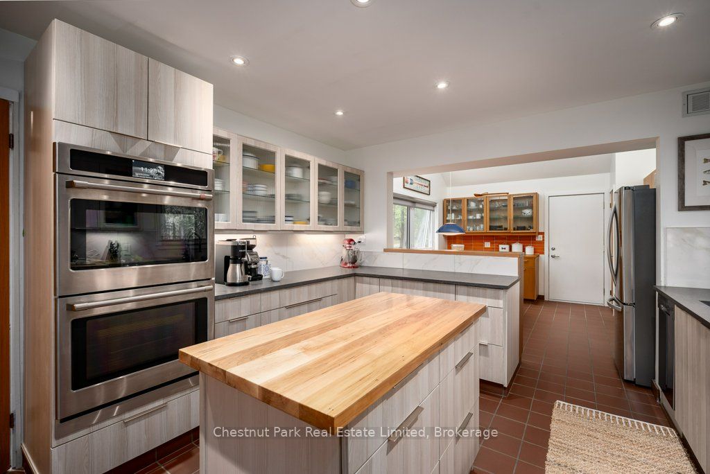 347 Prinyers Cove Crescent Property Photo 14
