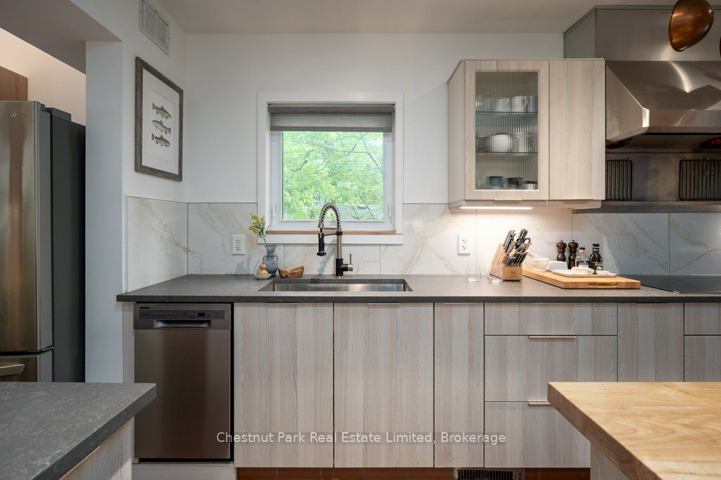 347 Prinyers Cove Crescent Property Photo 17