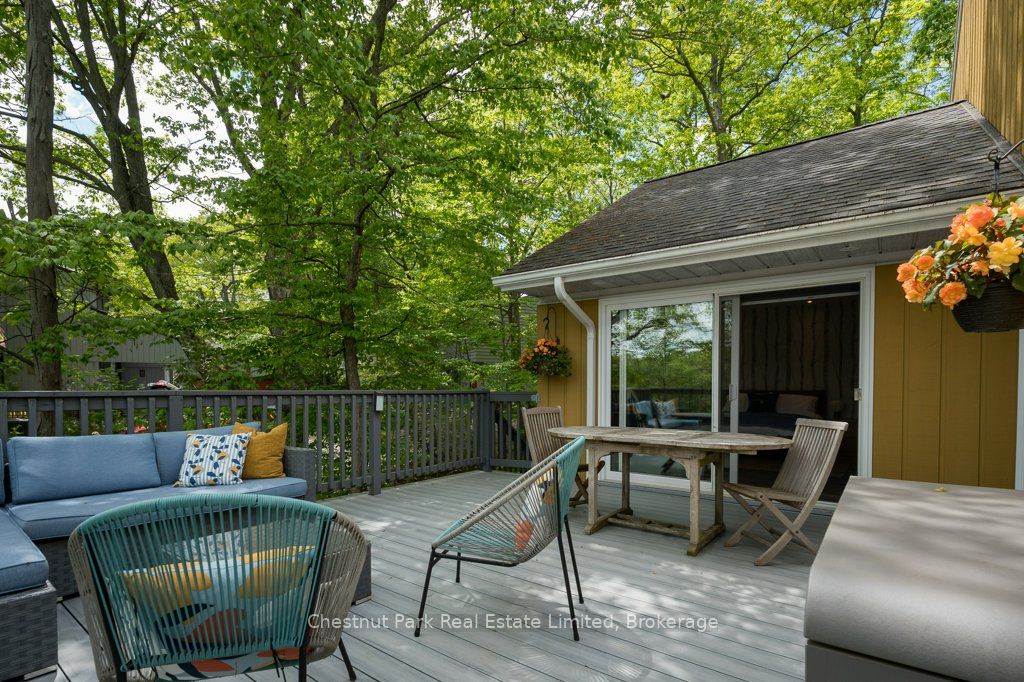 347 Prinyers Cove Crescent Property Photo 35
