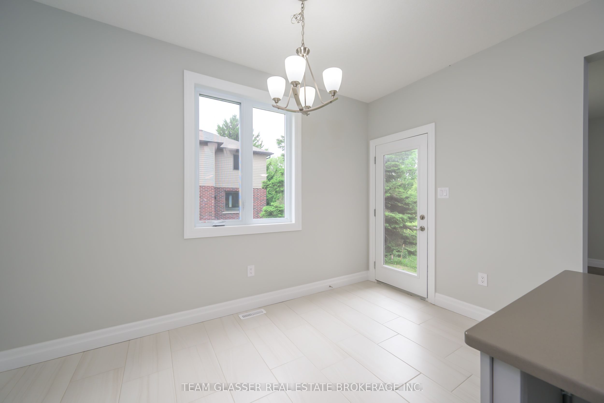 1604 Chickadee Trail Property Photo 32