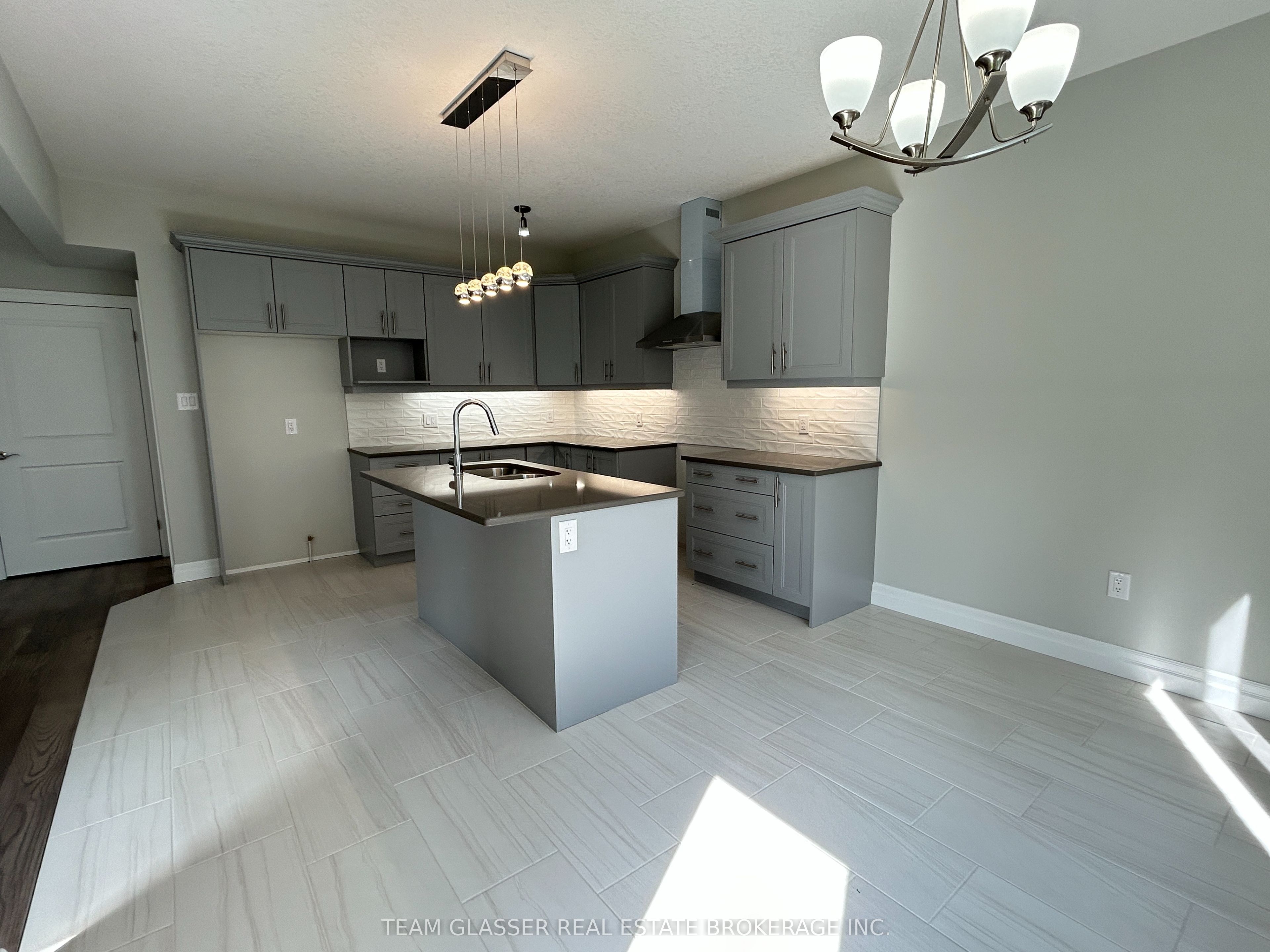 1604 Chickadee Trail Property Photo 37