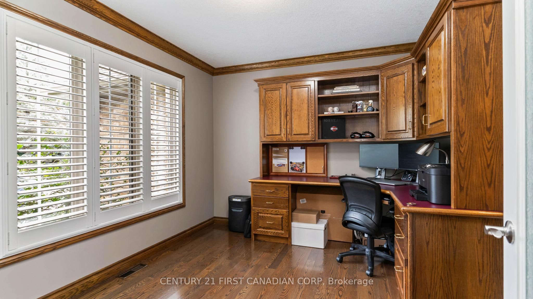 114 Longview Court Property Photo 6