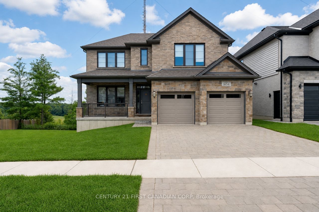 1654 Upper West Avenue Property Photo 1