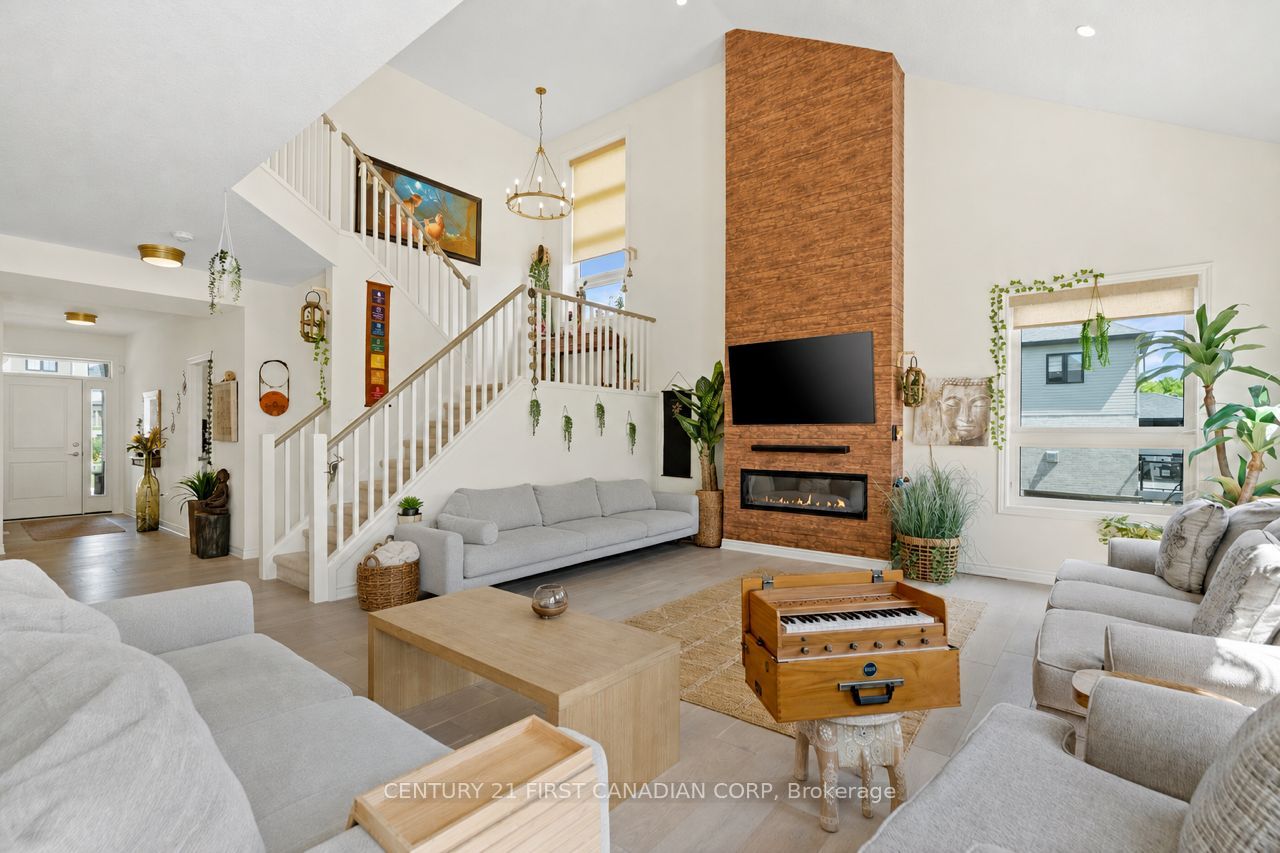 1654 Upper West Avenue Property Photo 10