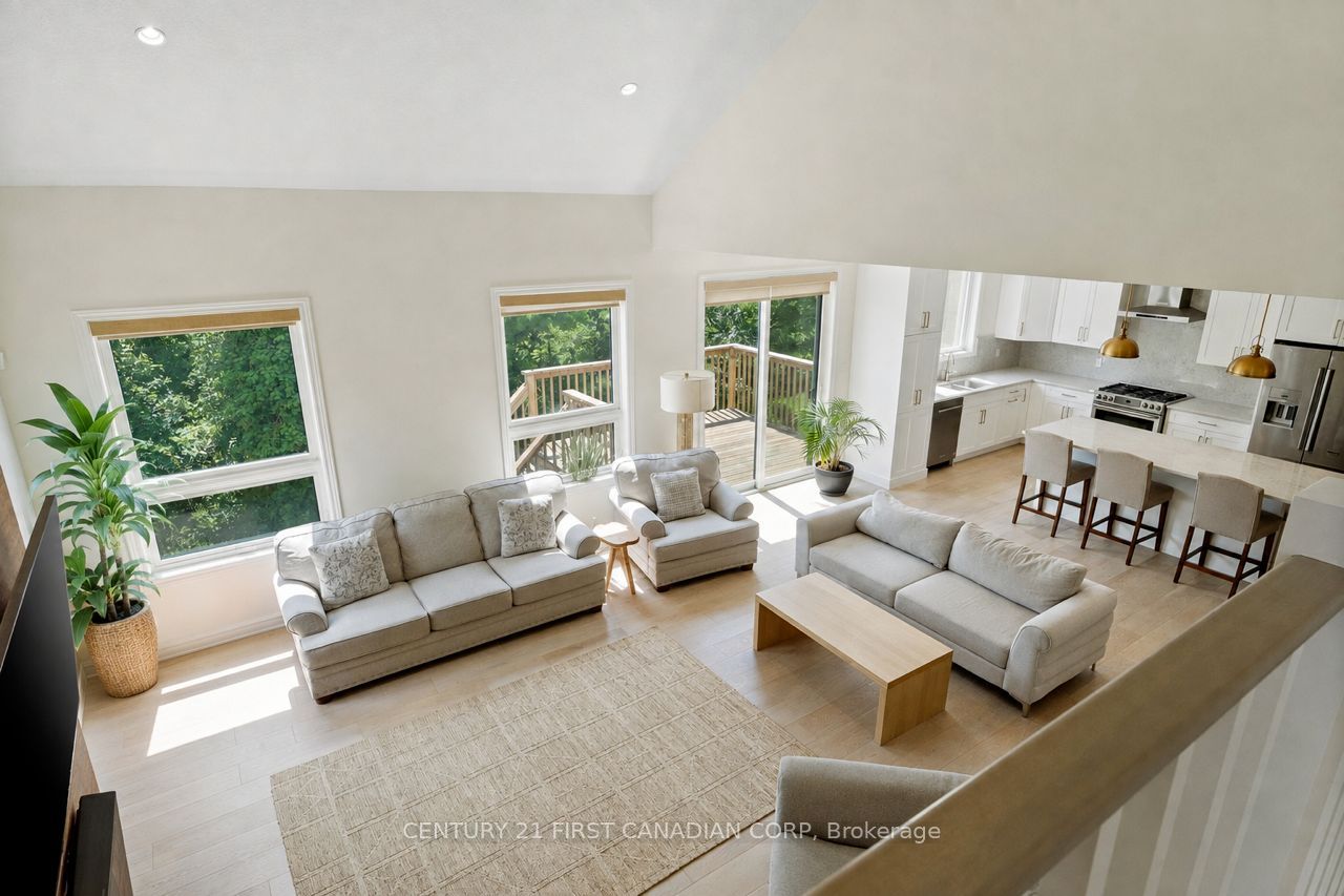 1654 Upper West Avenue Property Photo 17