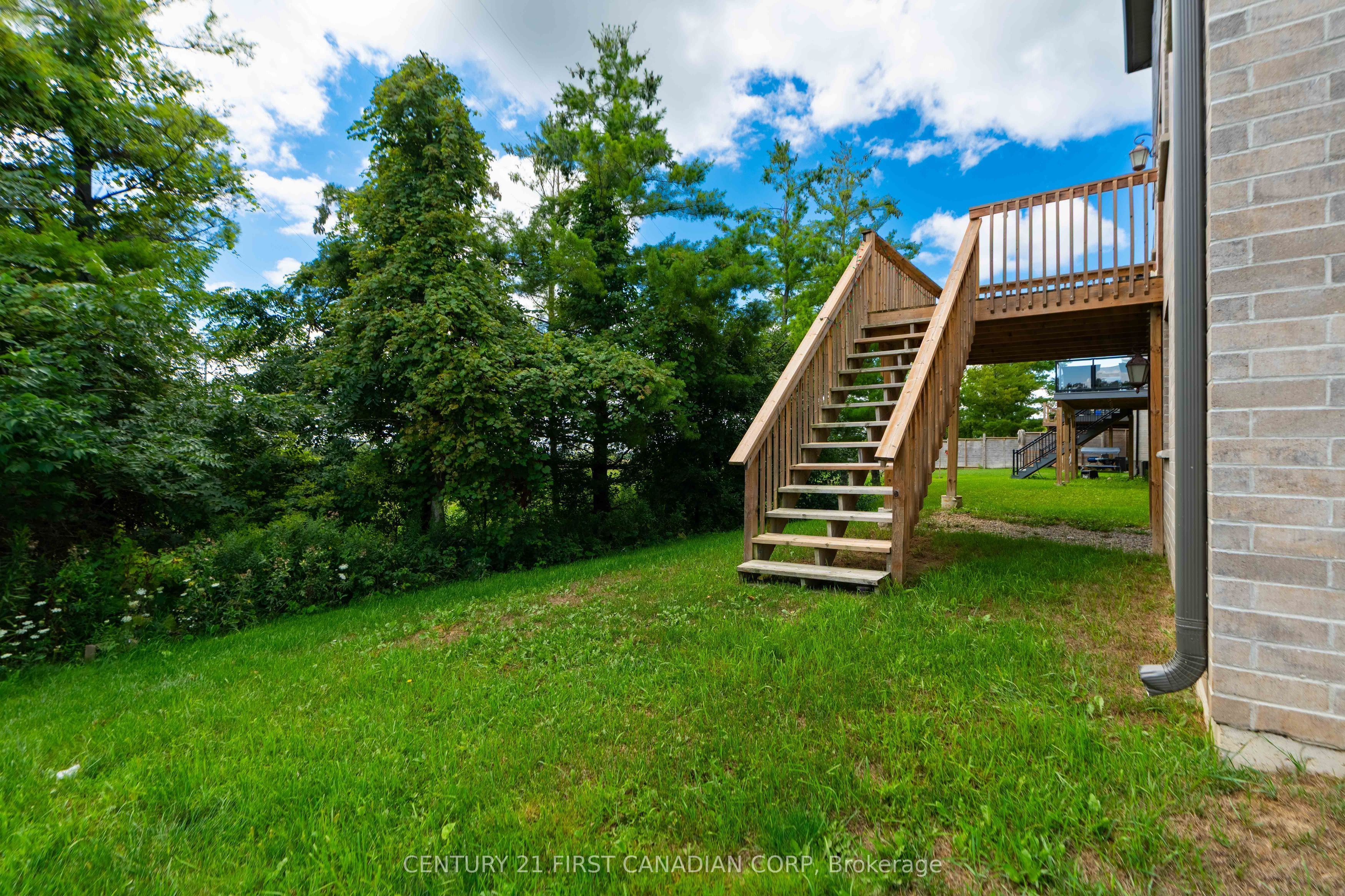 1654 Upper West Avenue Property Photo 34