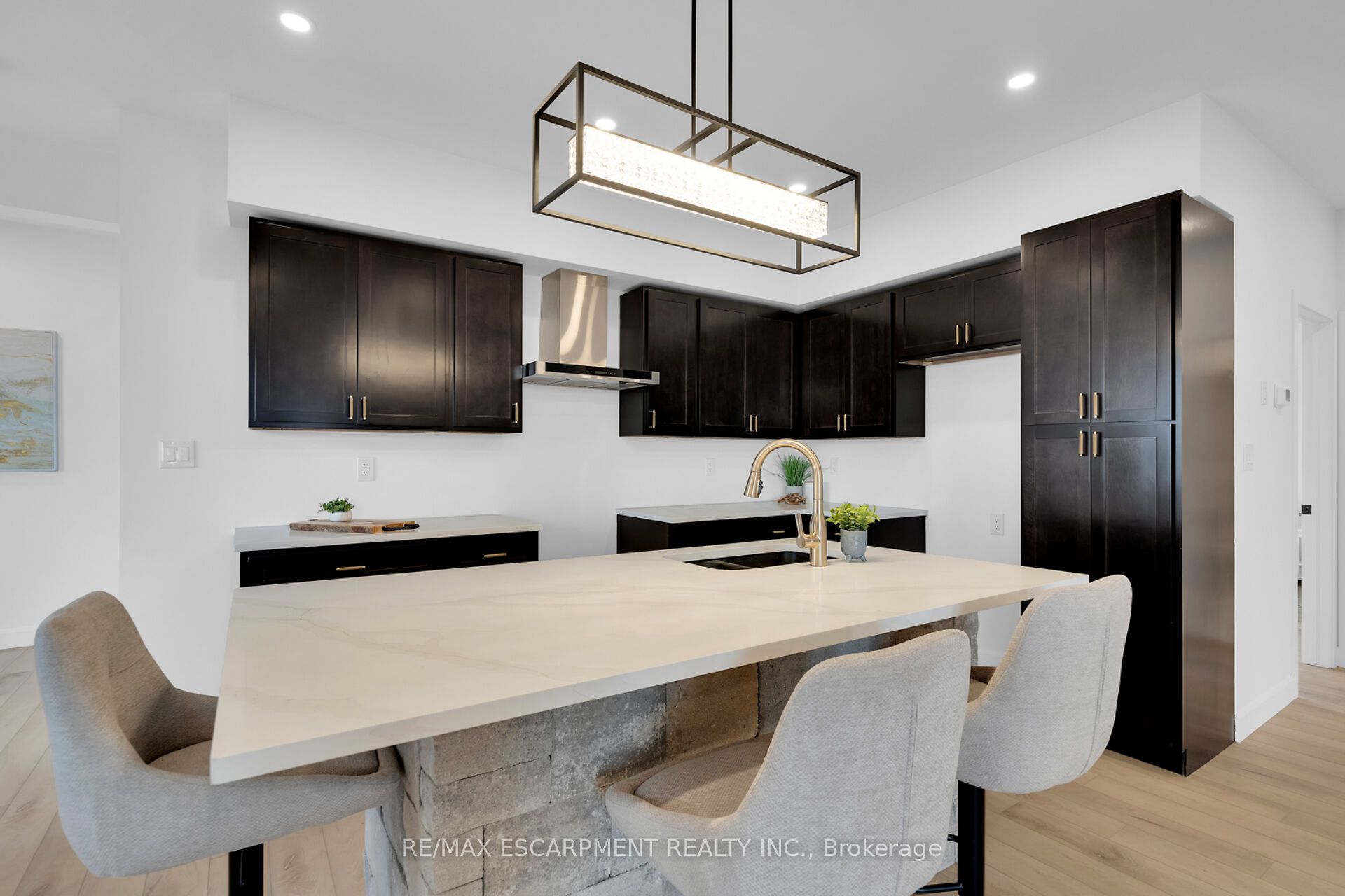 4093 Rainham Road Property Photo 12