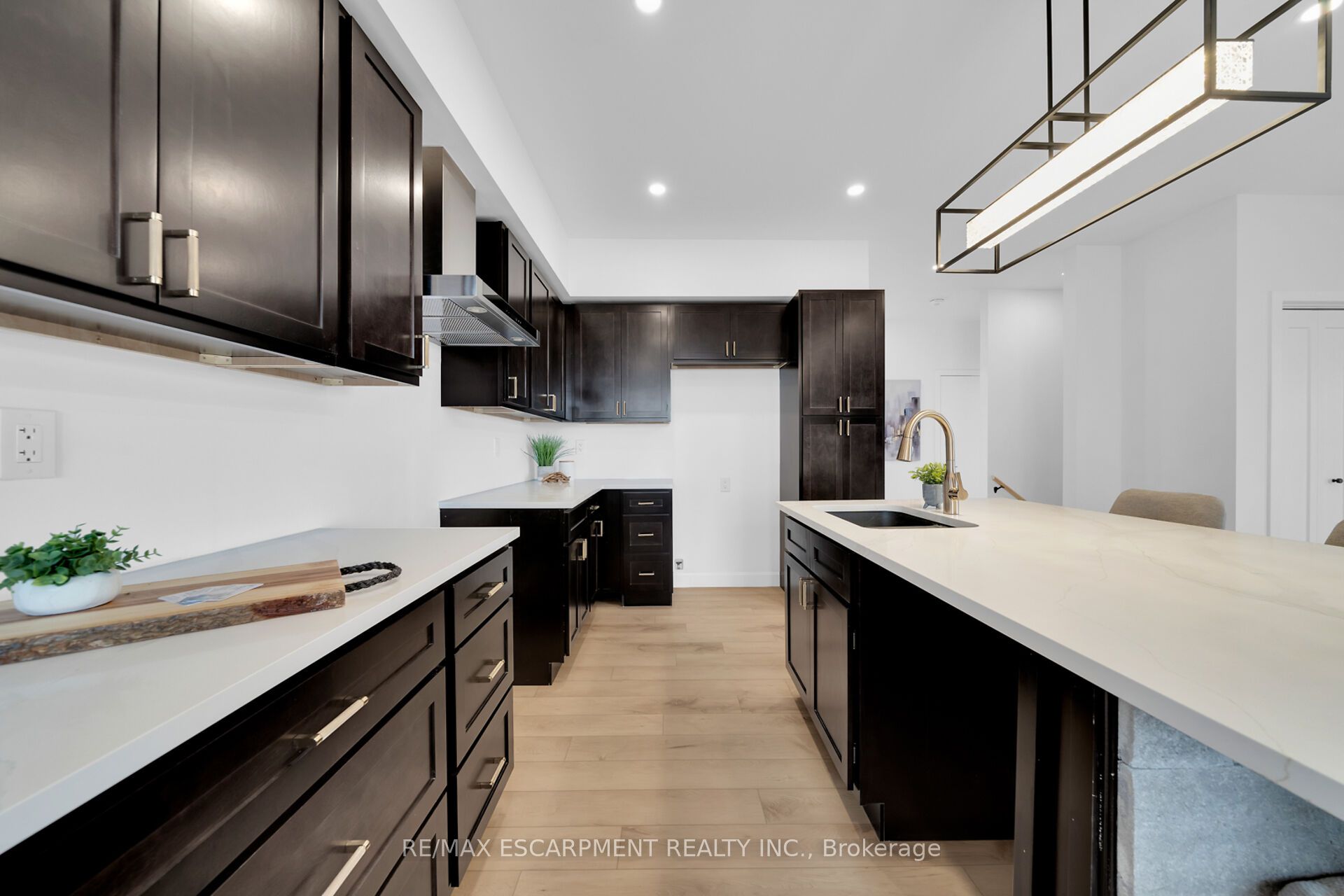 4093 Rainham Road Property Photo 13