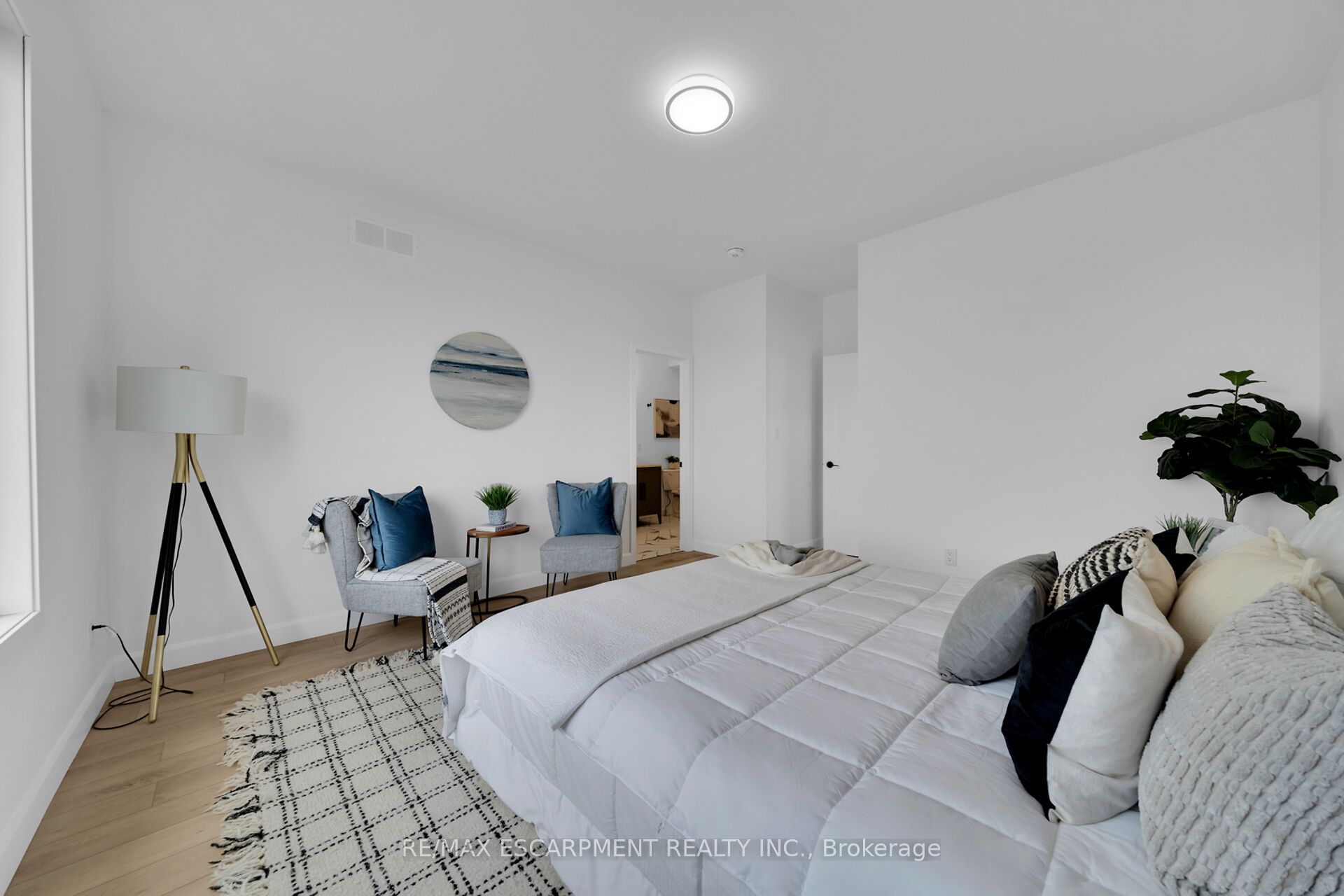 4093 Rainham Road Property Photo 20