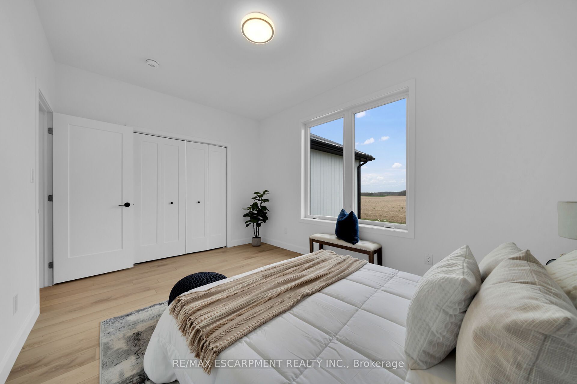 4093 Rainham Road Property Photo 24