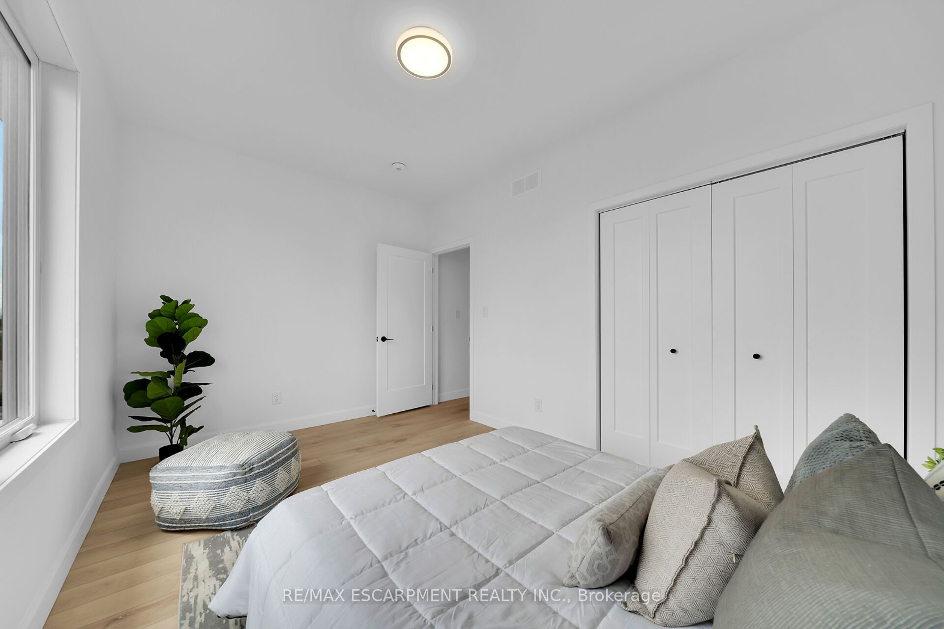 4093 Rainham Road Property Photo 27