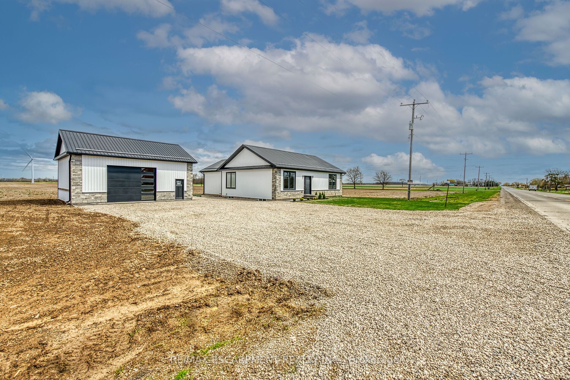 4093 Rainham Road Property Photo 37