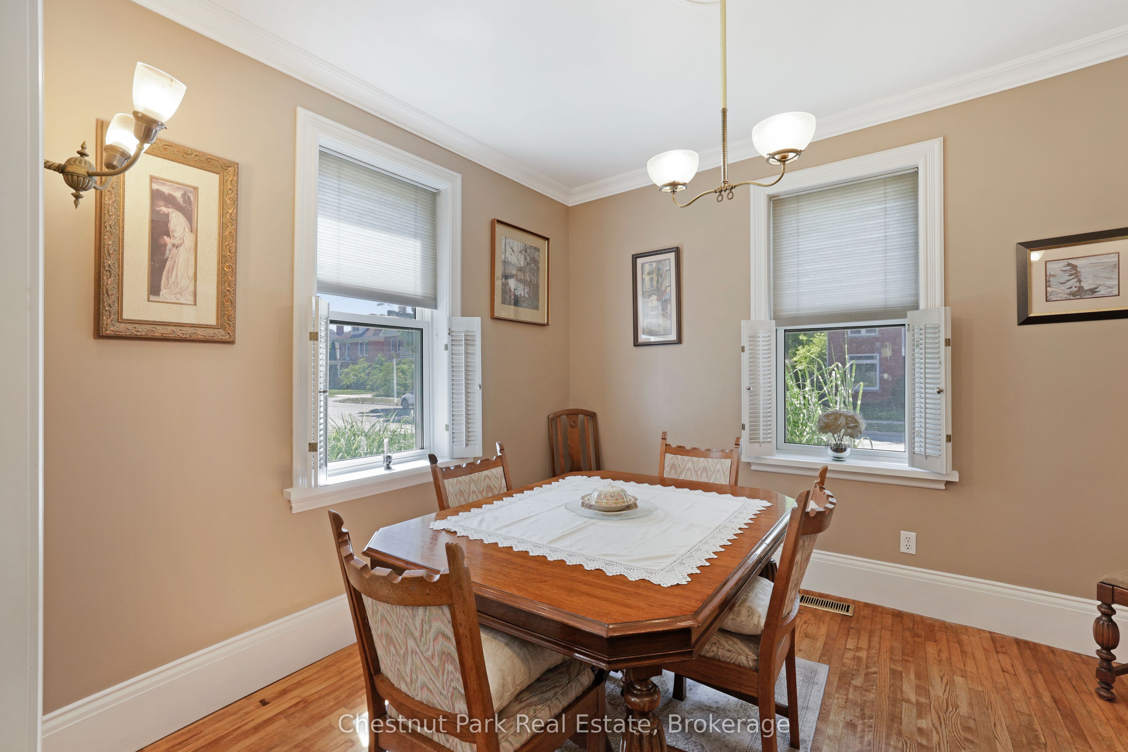 755 4th Avenue E Property Photo 10