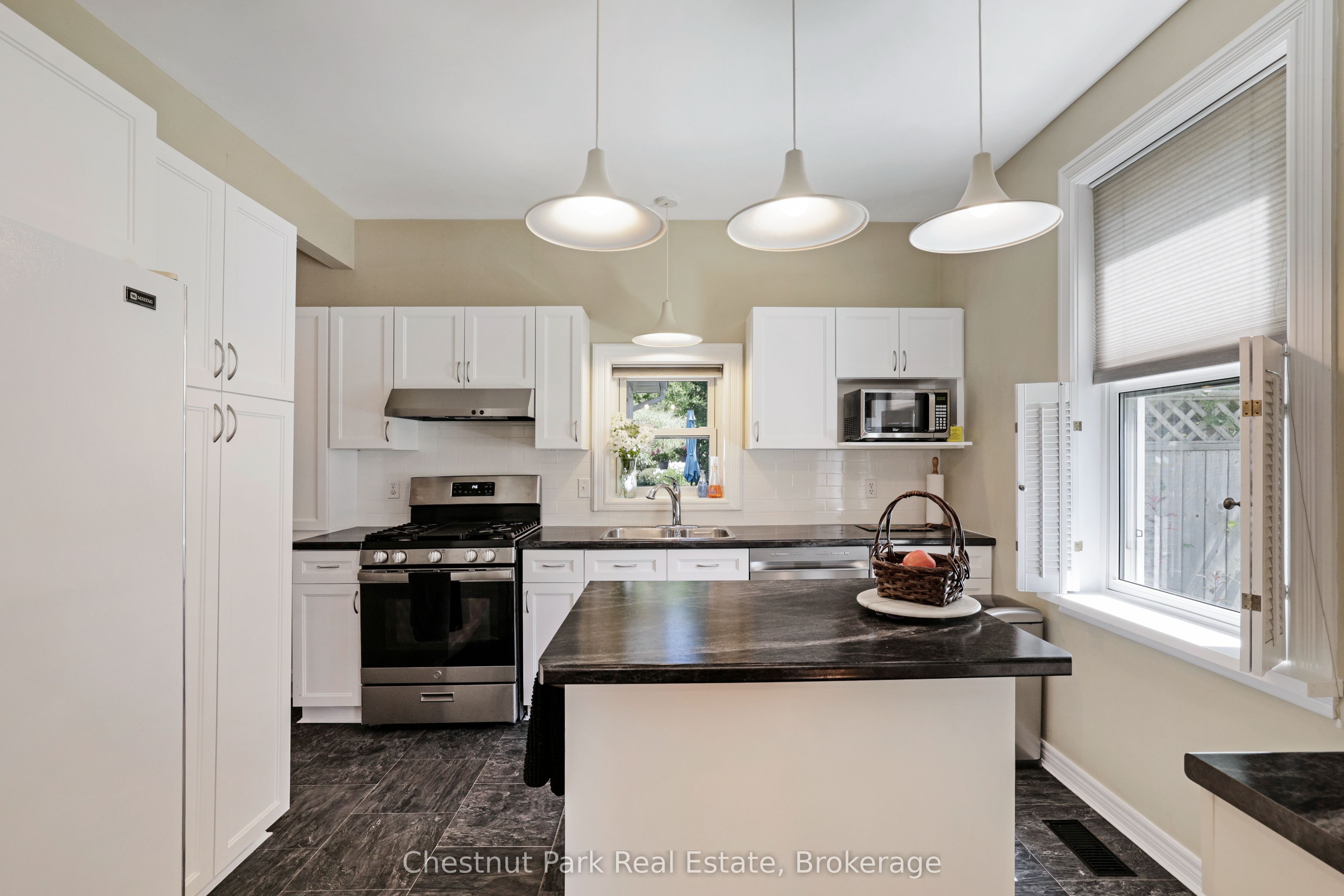 755 4th Avenue E Property Photo 12