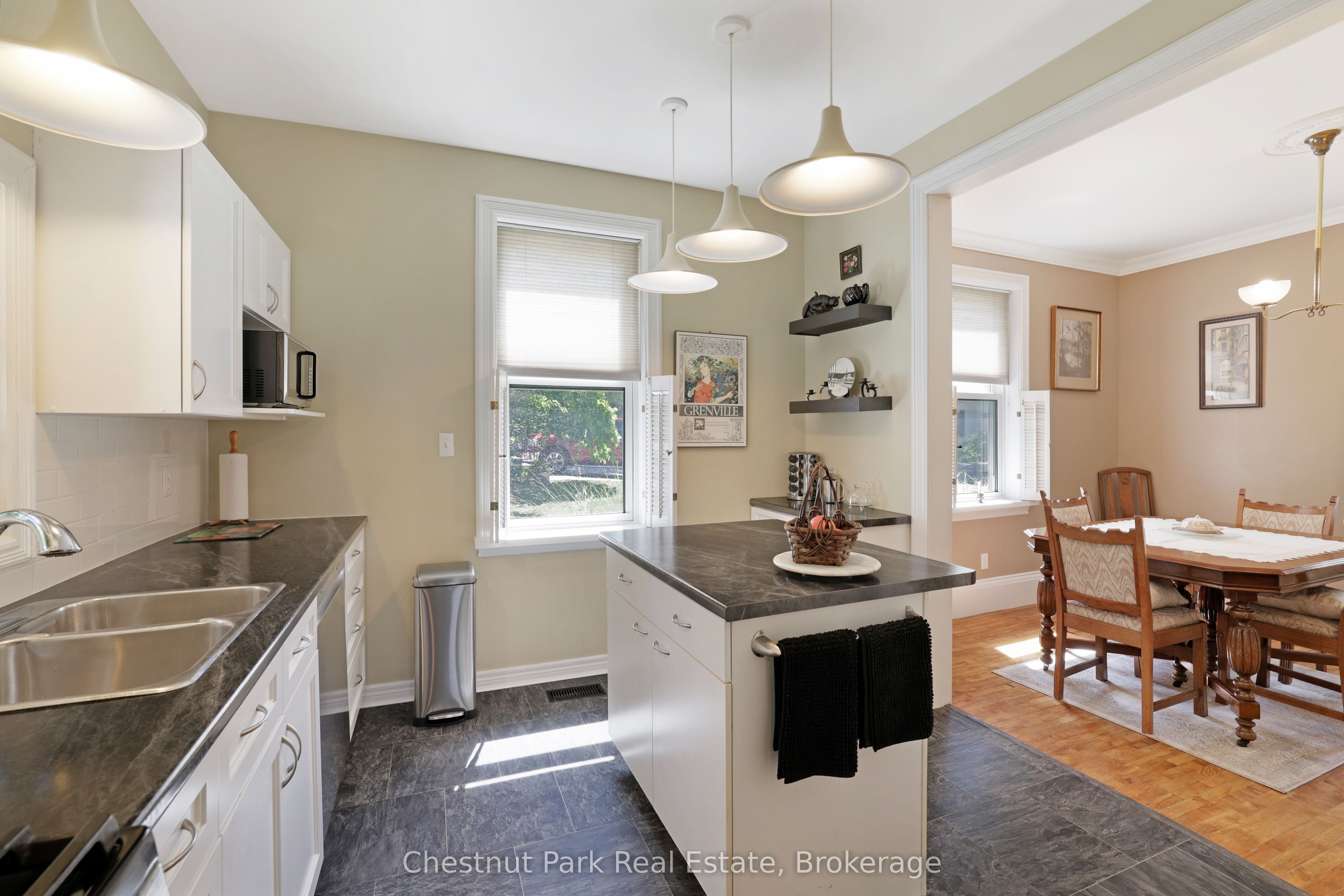 755 4th Avenue E Property Photo 13