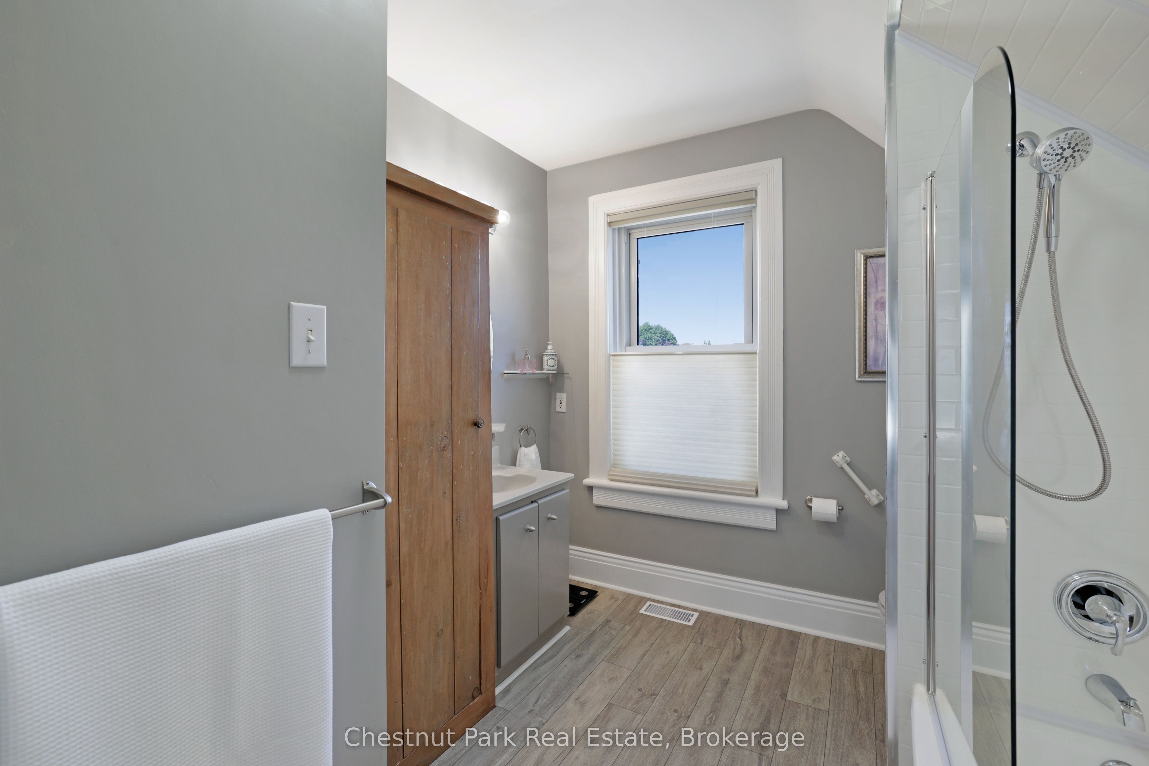 755 4th Avenue E Property Photo 32