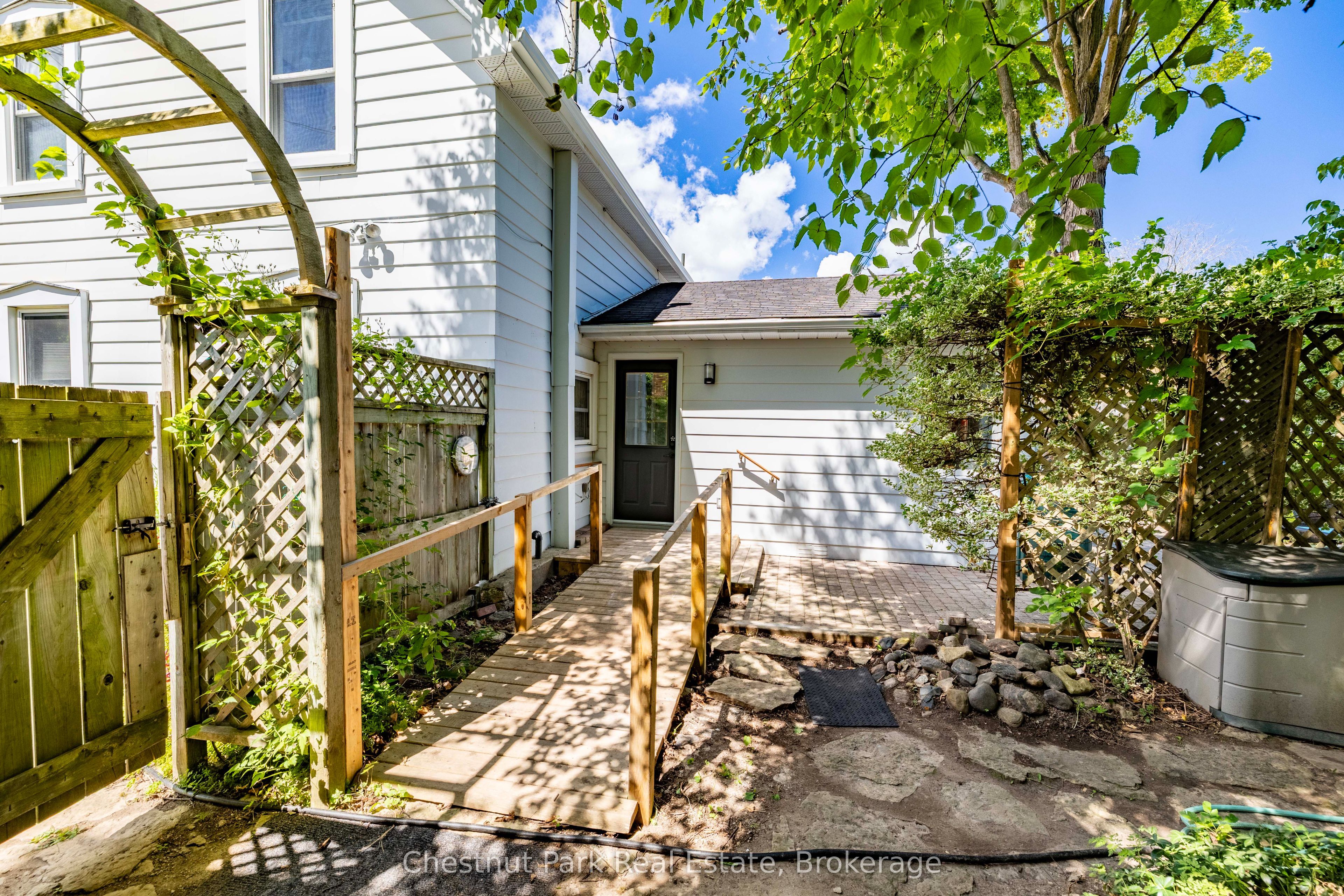 755 4th Avenue E Property Photo 35