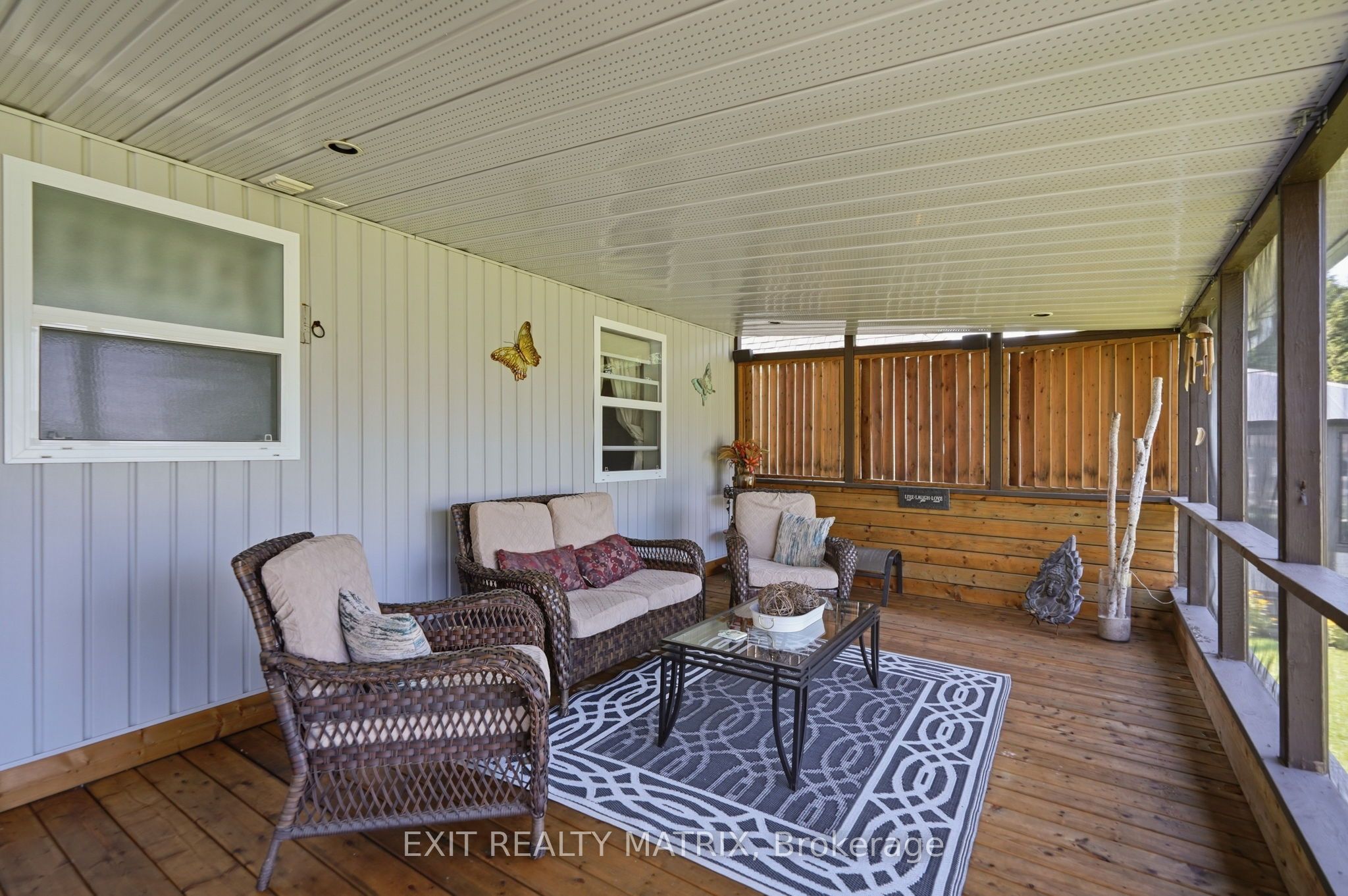 554 Front Road Property Photo 4