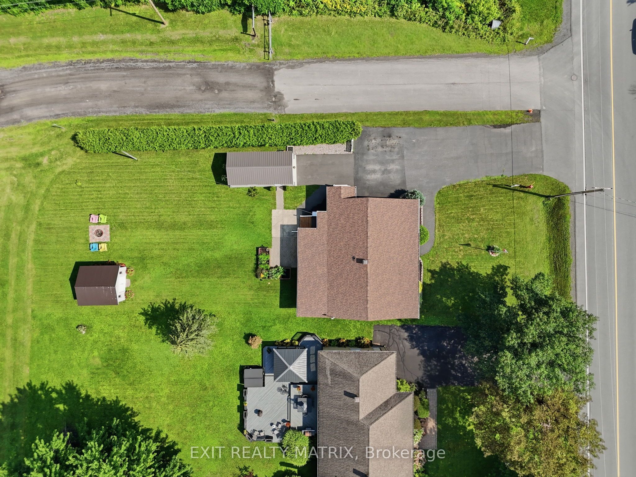 554 Front Road Property Photo 40