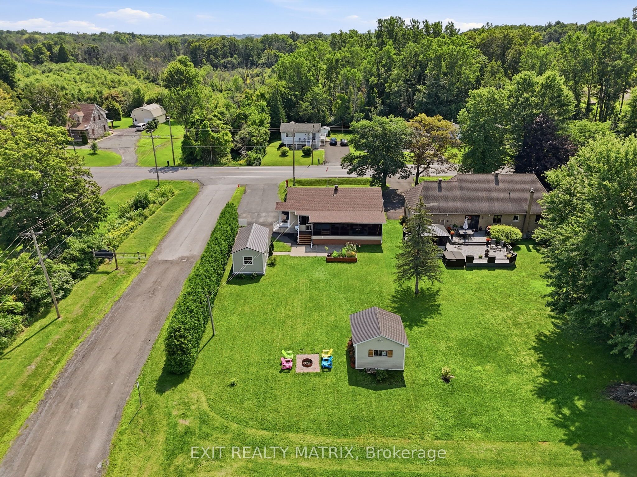 554 Front Road Property Photo 42