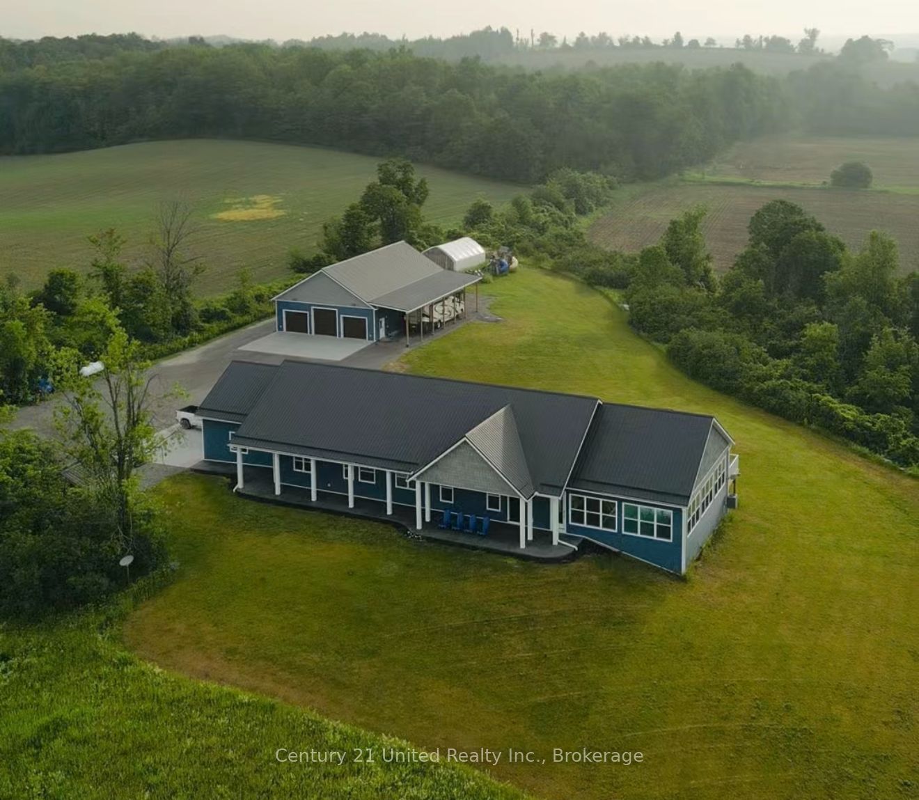 1717 Asphodel 10th Line Property Photo 1