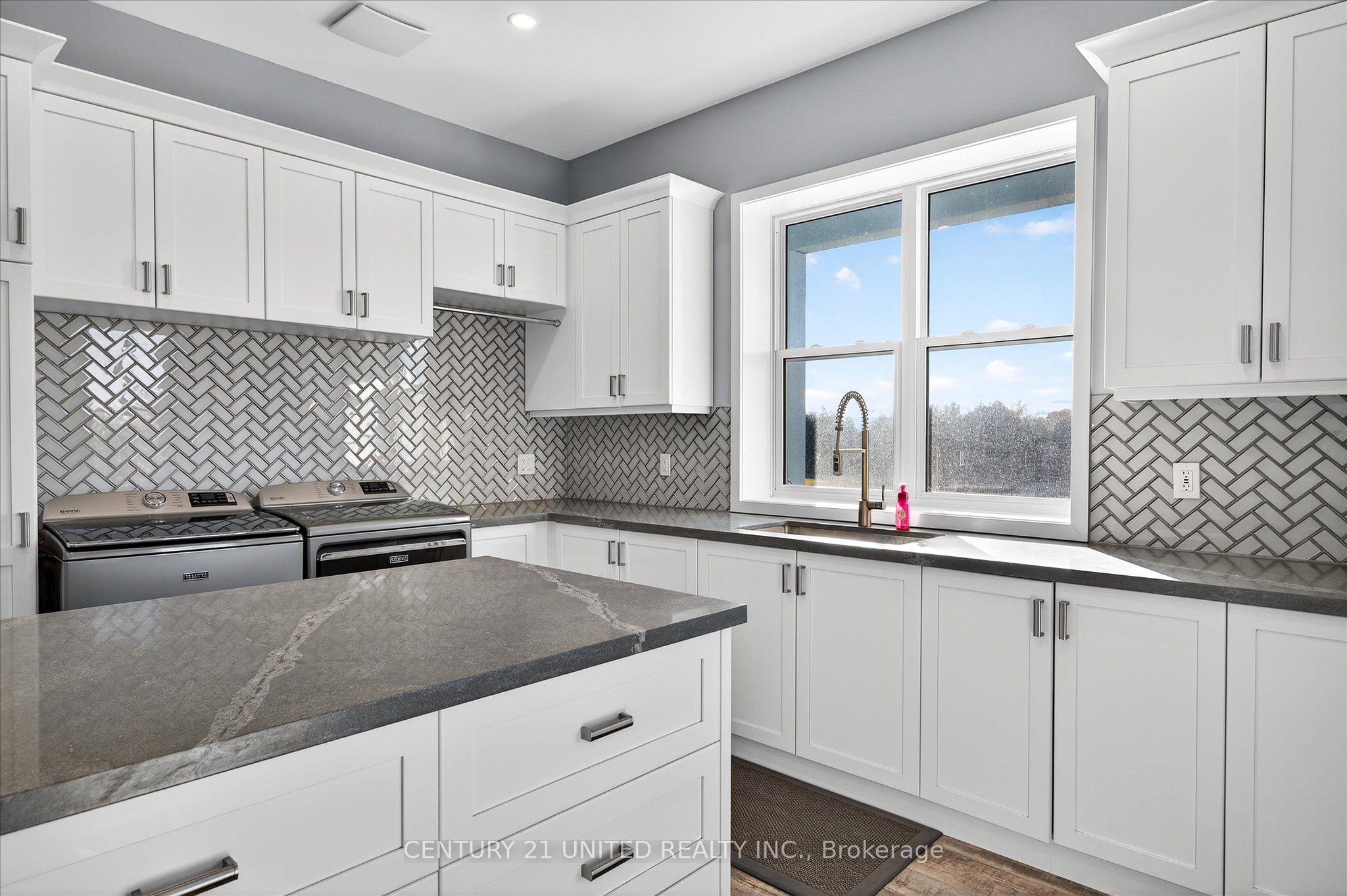 1717 Asphodel 10th Line Property Photo 35