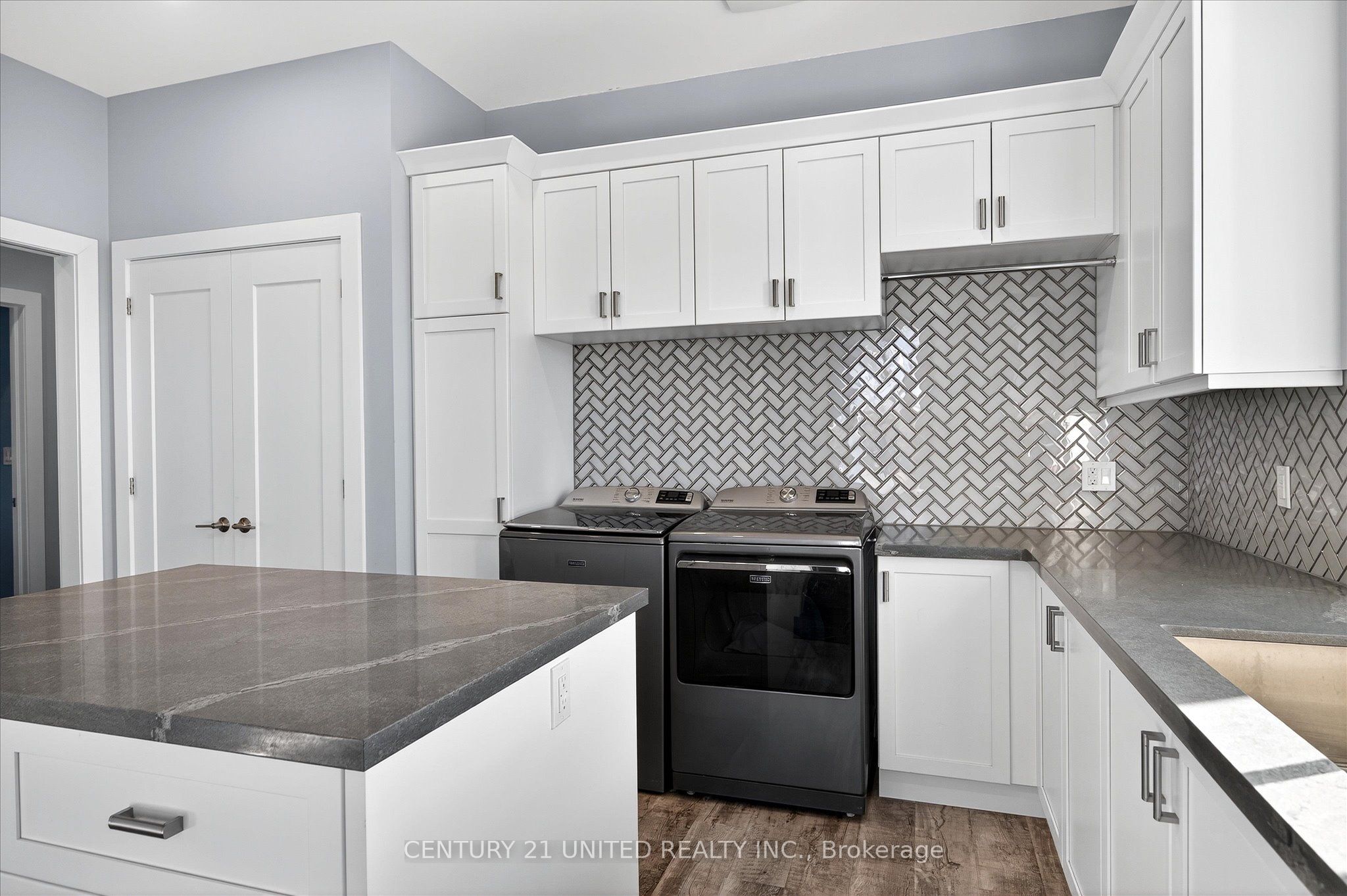 1717 Asphodel 10th Line Property Photo 36