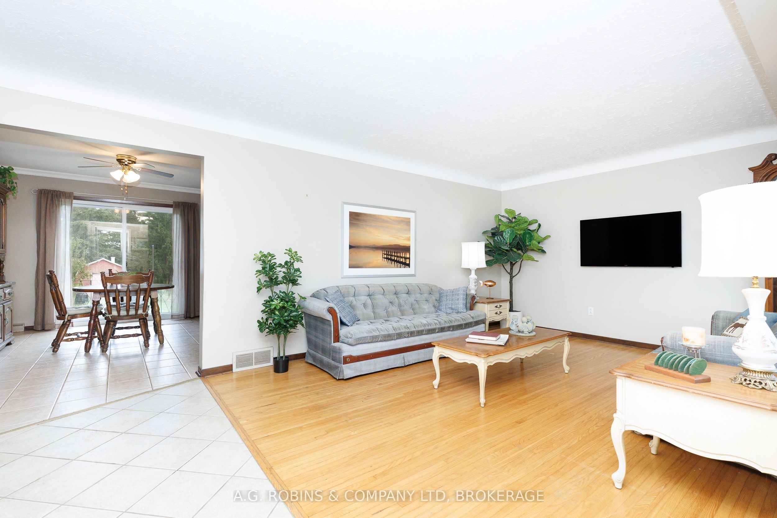 12 Berkley Avenue Property Photo 5