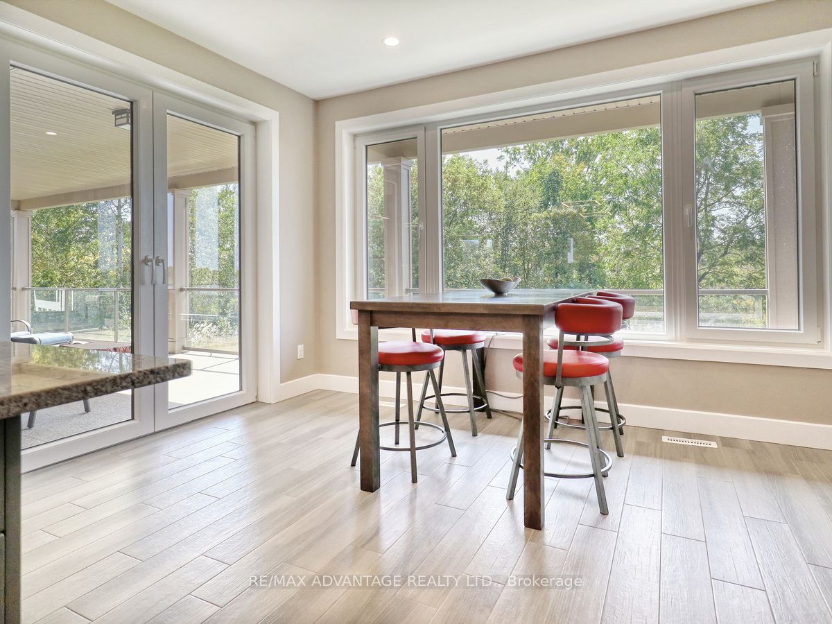 240 Edgewater Boulevard Property Photo 14