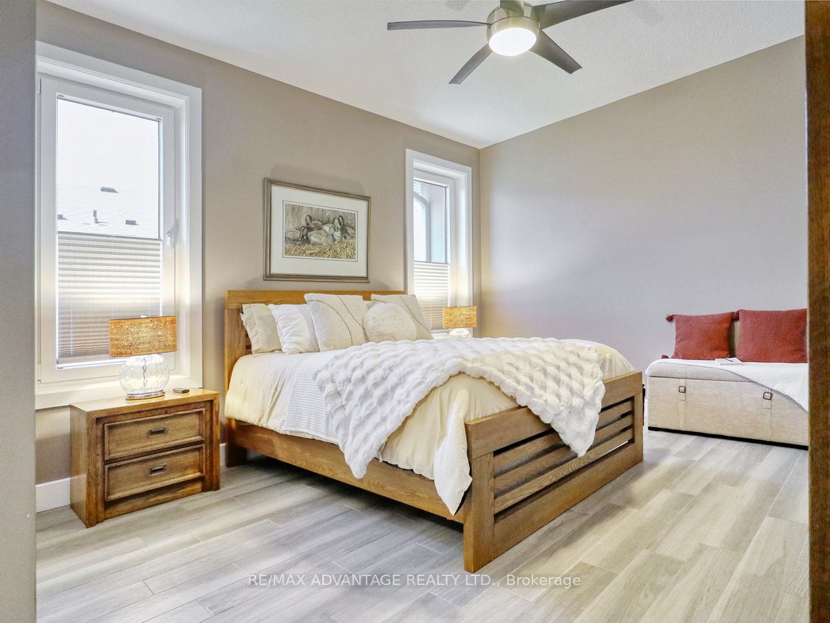 240 Edgewater Boulevard Property Photo 29