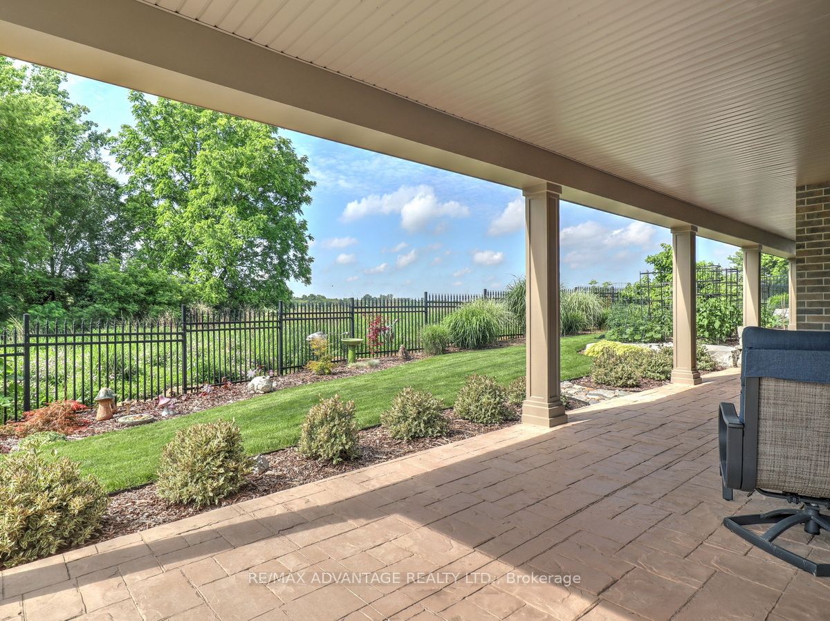 240 Edgewater Boulevard Property Photo 43