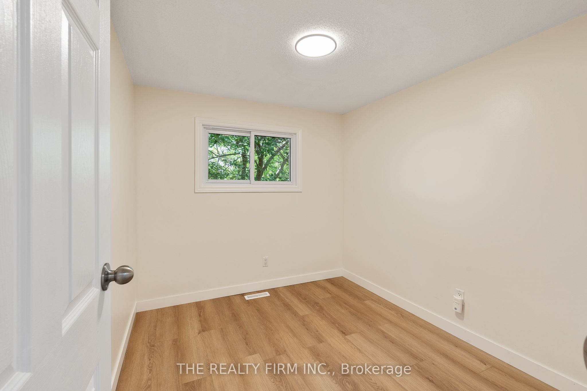 1215 Cheapside Street 8 Property Photo 20