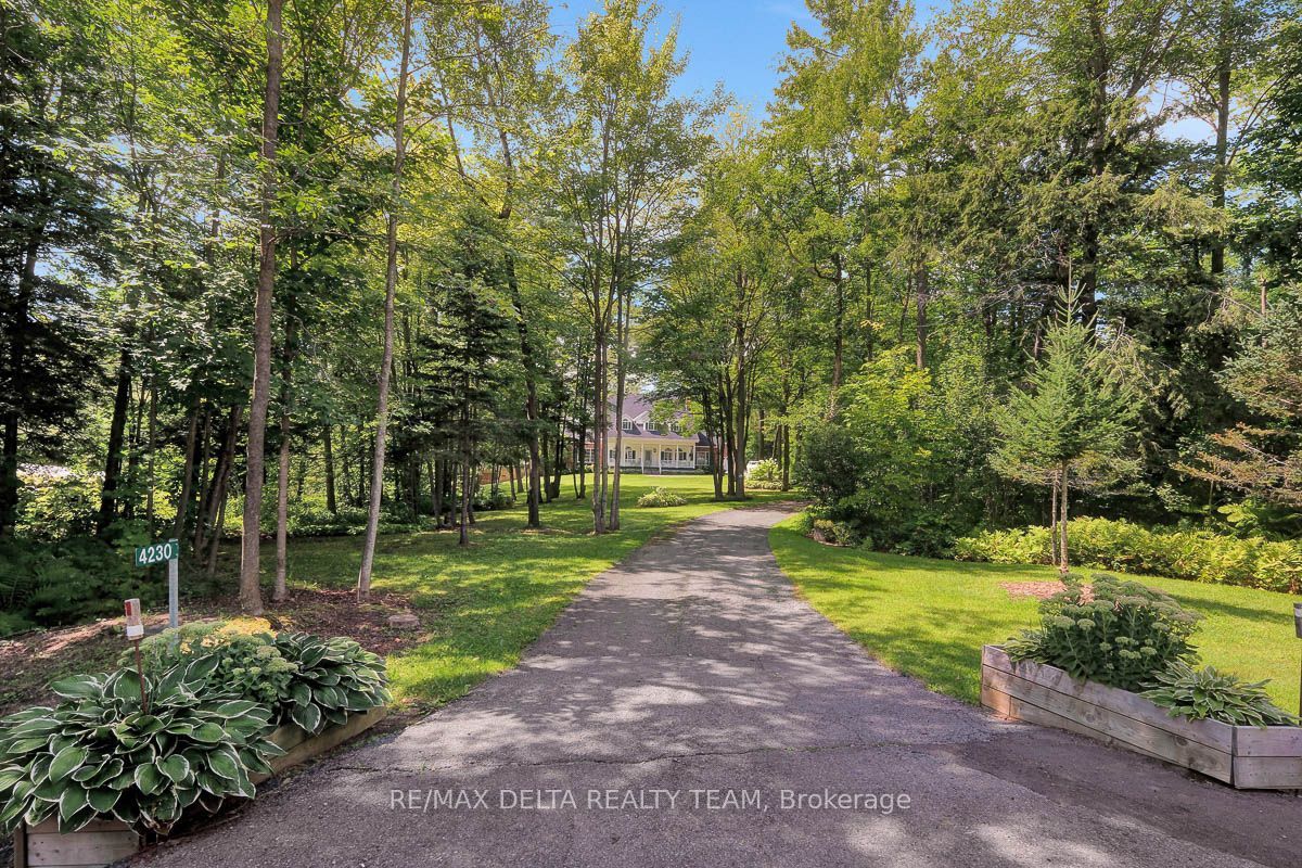 4230 Boundary Road N Property Photo 2