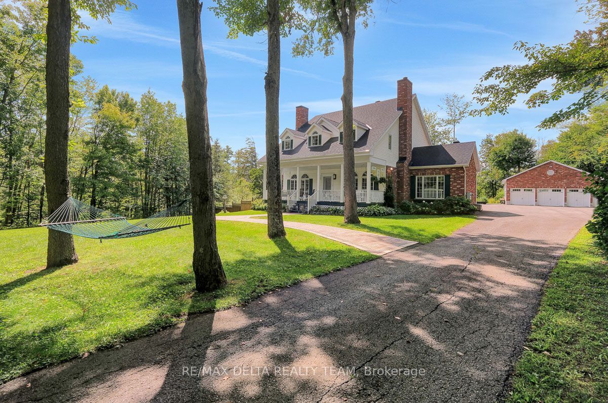 4230 Boundary Road N Property Photo 5
