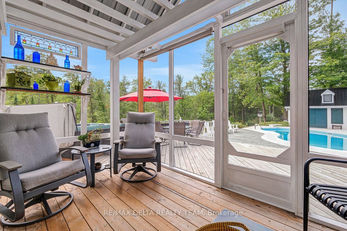 4230 Boundary Road N Property Photo 24