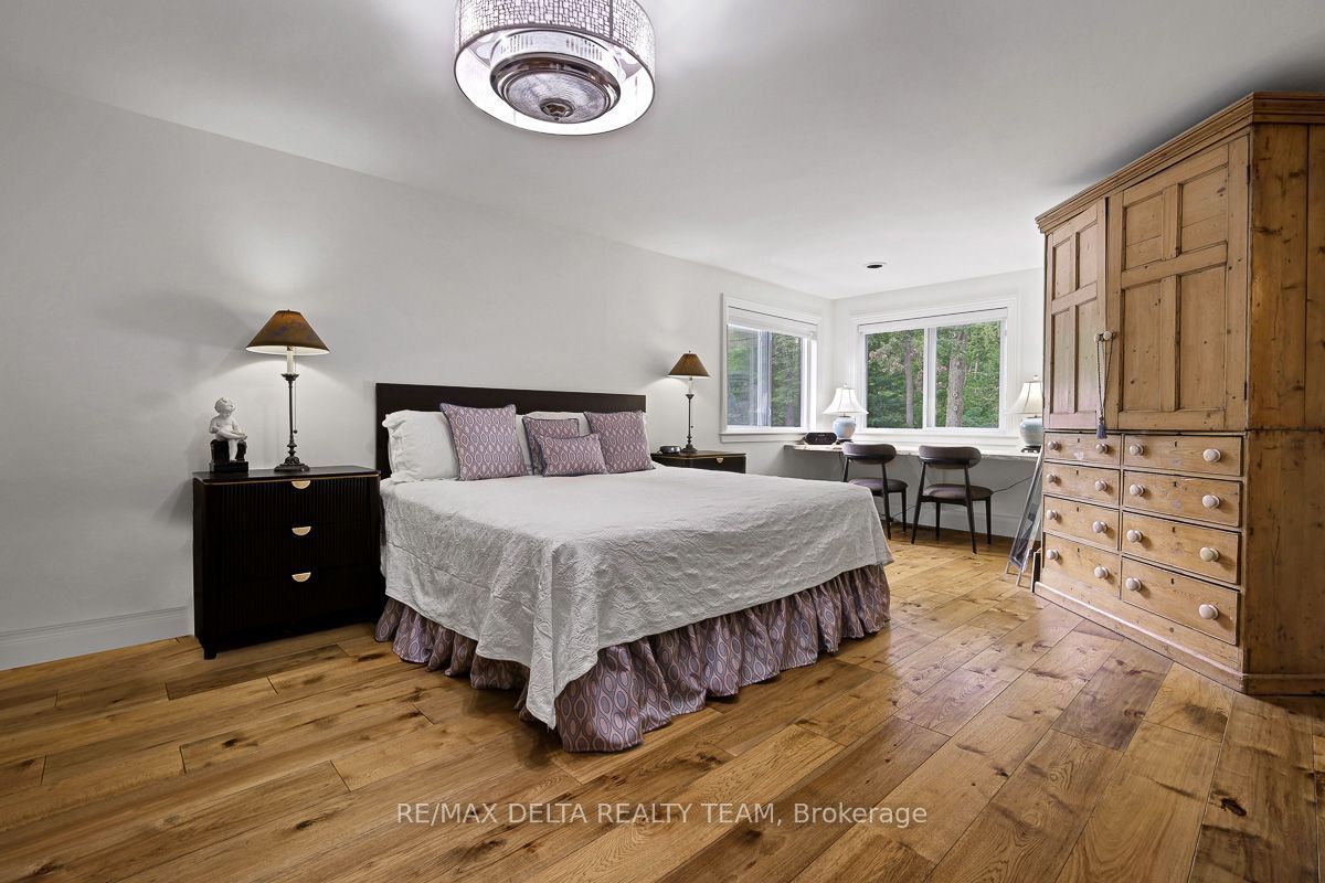 4230 Boundary Road N Property Photo 29
