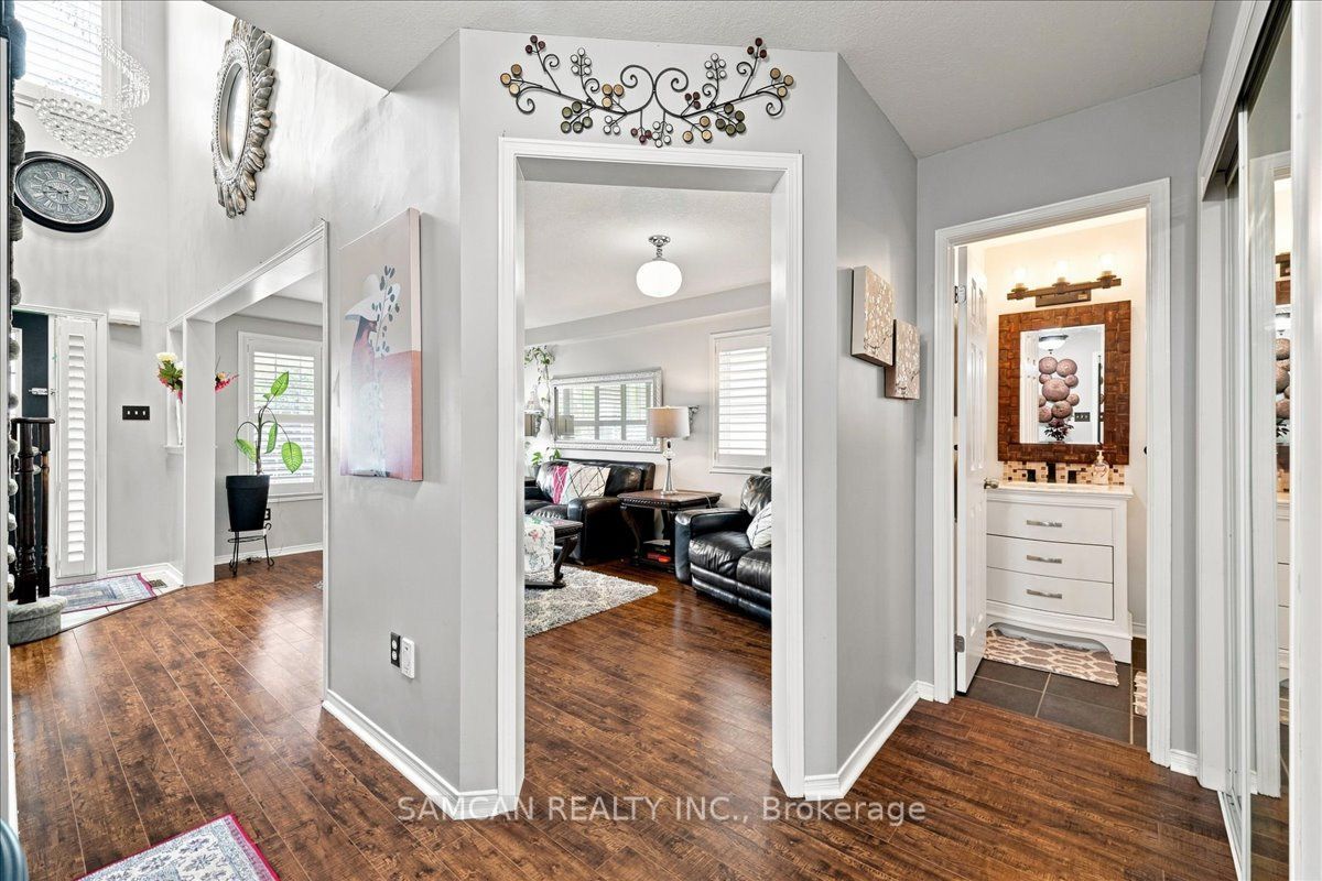 12 Hollinrake Avenue Property Photo 7