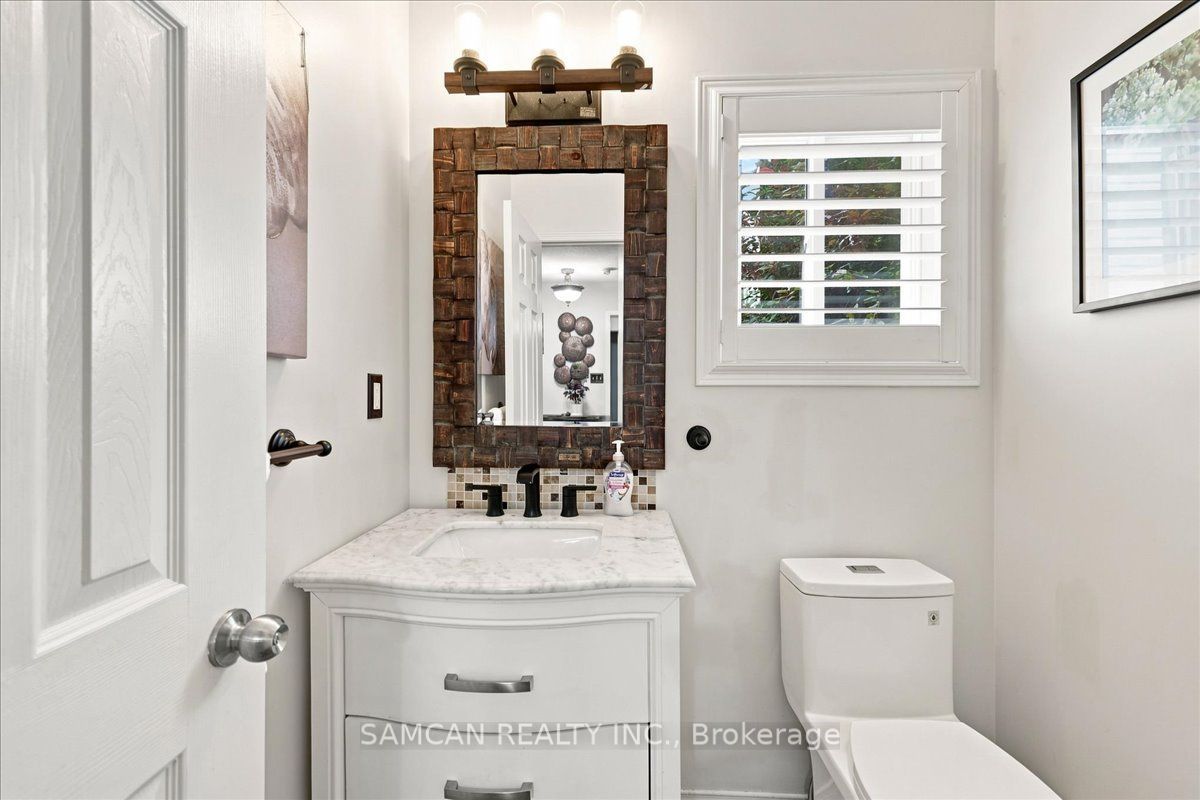 12 Hollinrake Avenue Property Photo 8