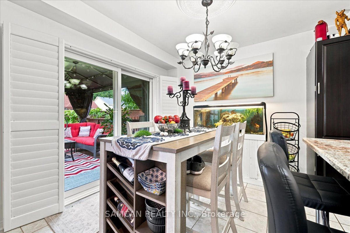12 Hollinrake Avenue Property Photo 13