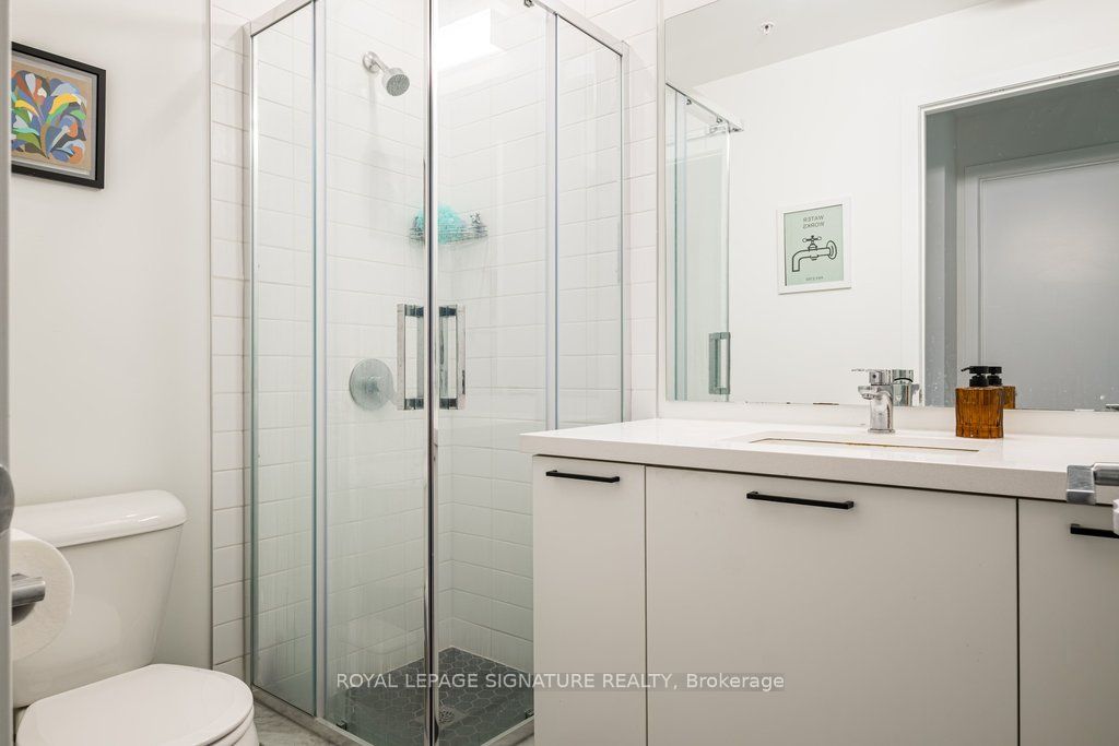 479 Charlton Avenue E 204 Property Photo 9