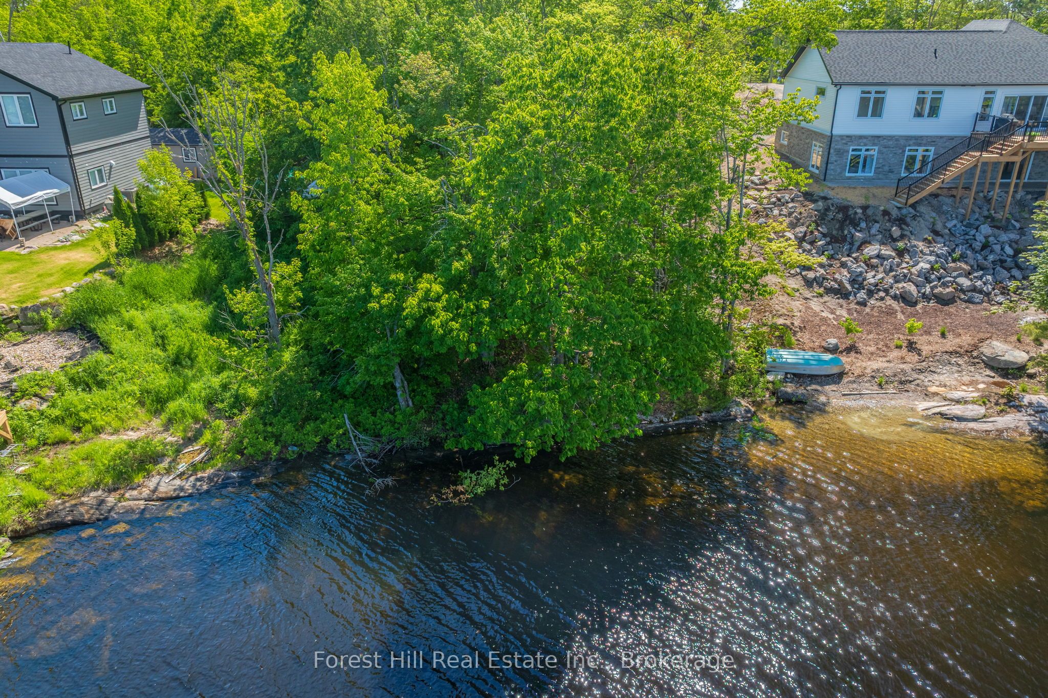 18 Hawkins Point Road Property Photo 12