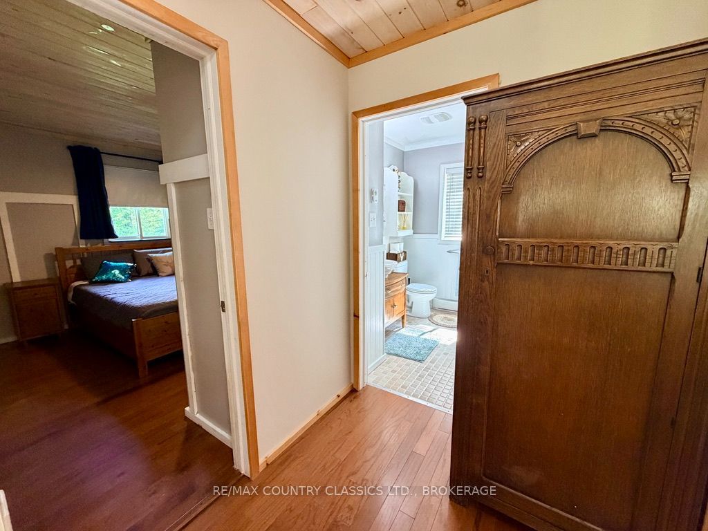 1068c Jacques Bay Road Property Photo 8