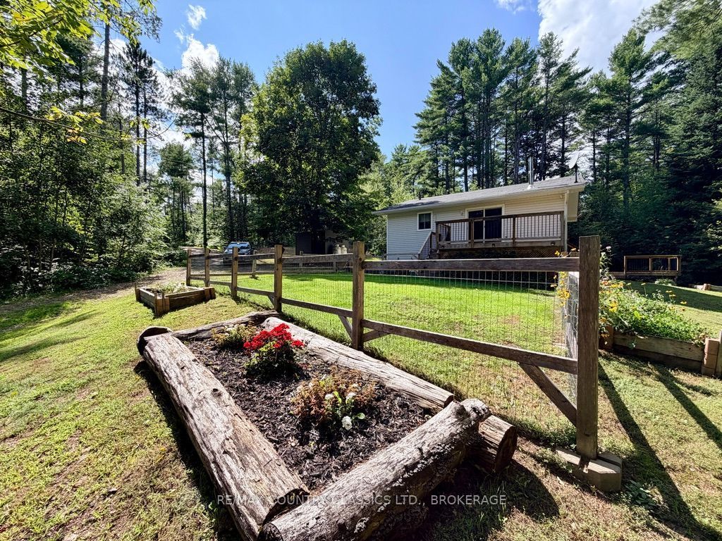 1068c Jacques Bay Road Property Photo 28