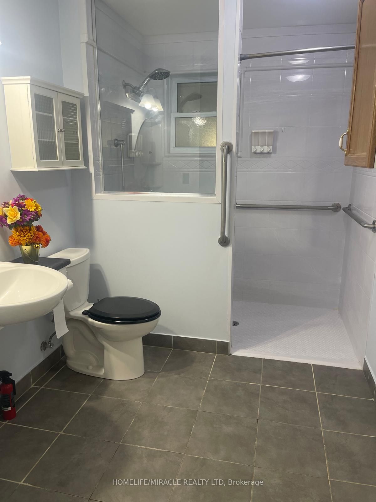 87 Renny Crescent Property Photo 19
