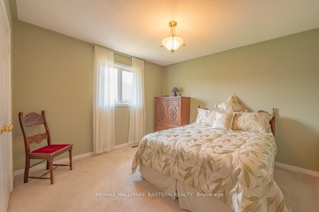 20 Ferguson Place Property Photo 12